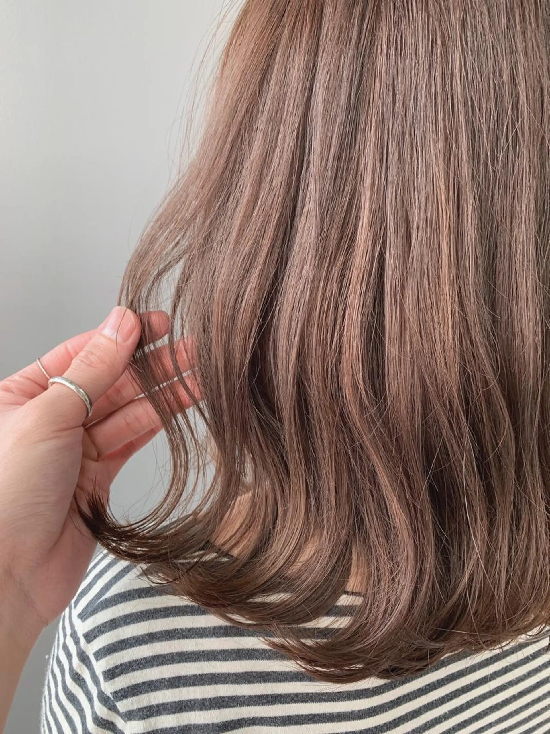 ショート カラー パーマ ヘアアレンジ メンズ キッズ ネイル マツエク・マツパ ベージュカラー 透明感カラー グレージュ ミルクティーグレージュ 古賀 侑磨のヘアスタイル