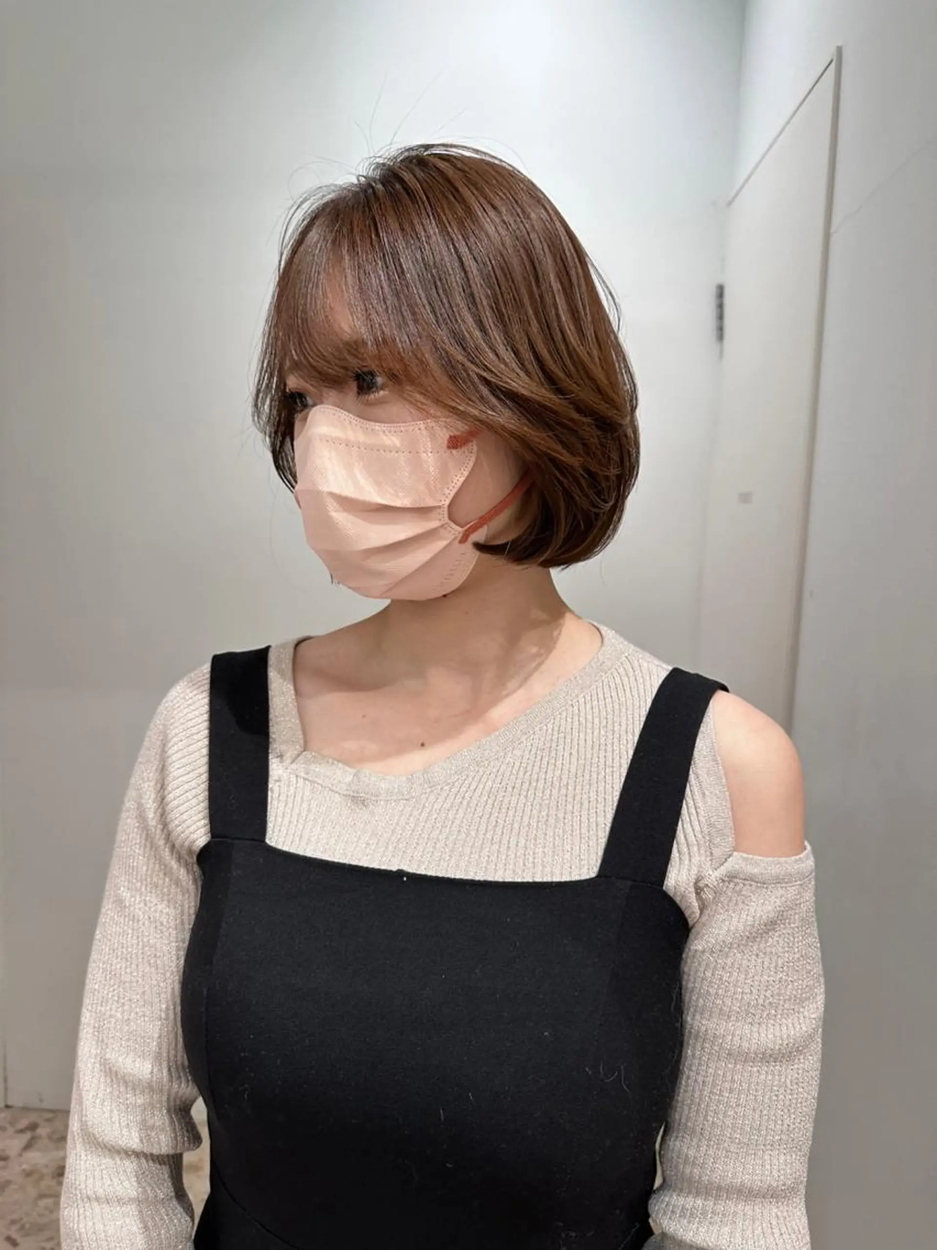 ショート カラー ヘアアレンジ 切りっぱなしボブ ショートボブ グレージュ ボブ 顔周りカット 🌿ブリーチ/髪質 改善/🌿‬JINのヘアスタイル