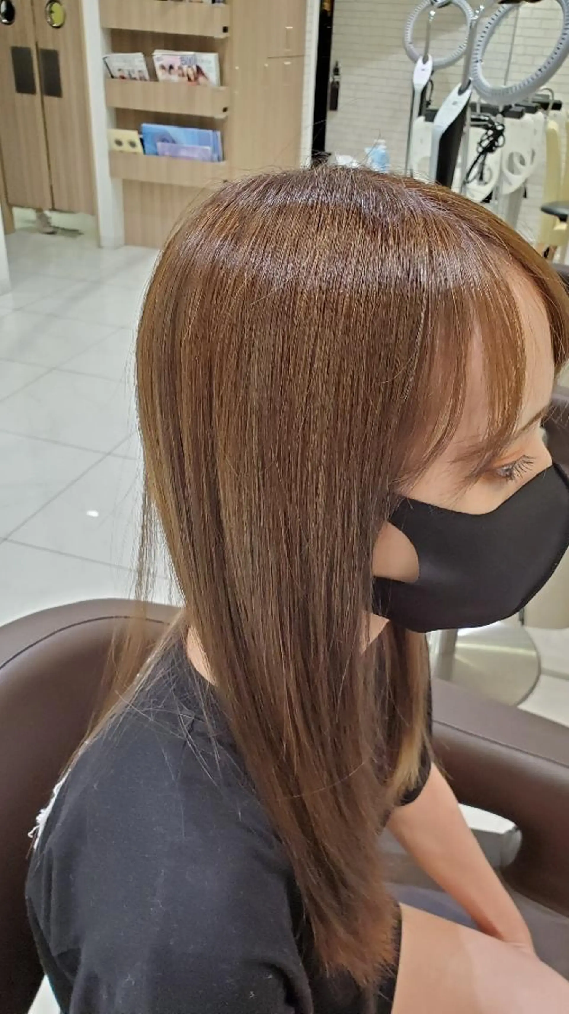 カラー ロング アッシュ ベージュカラー イルミナカラー 中村 和貴のヘアスタイル