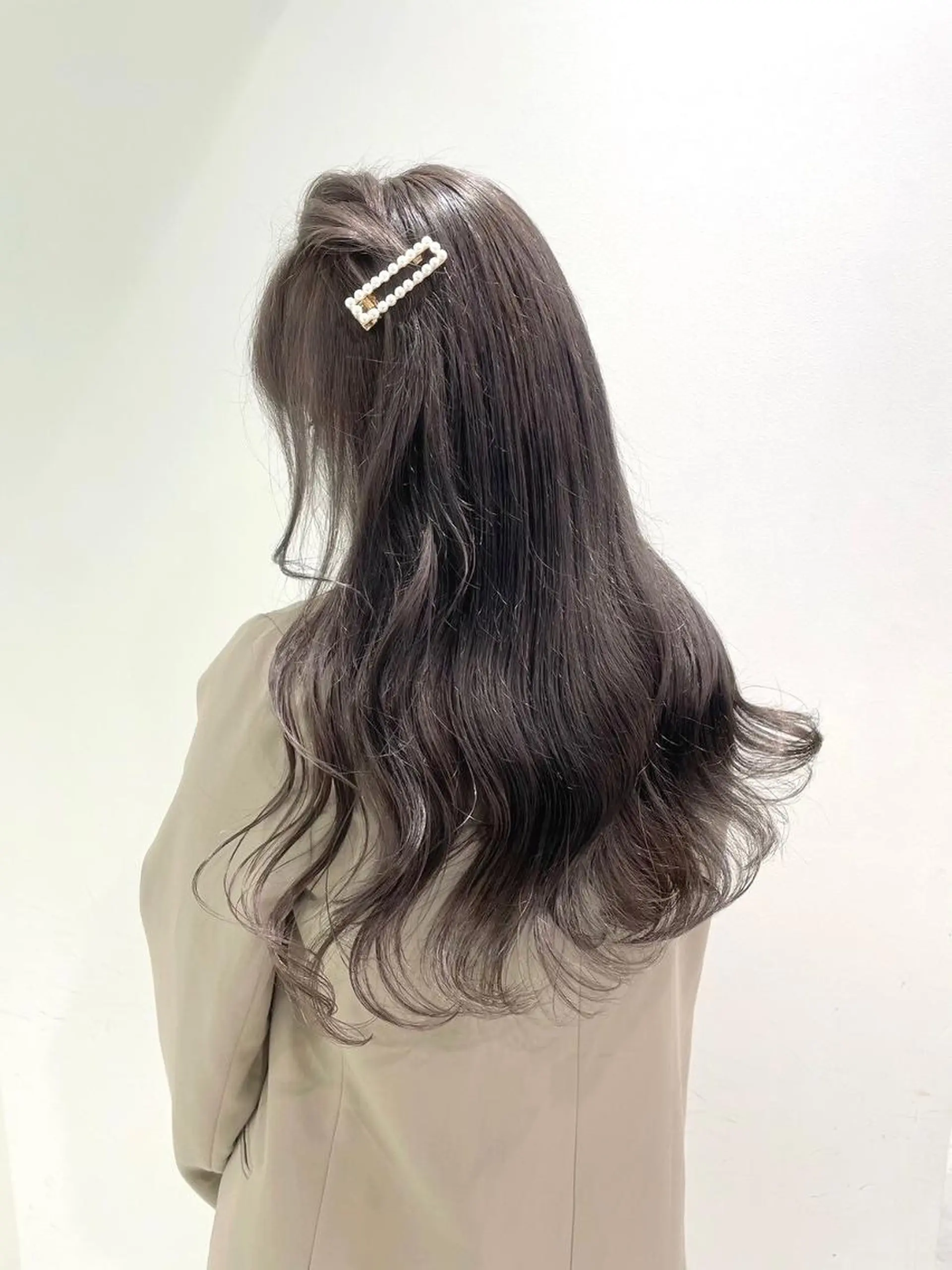 カラー *愛され透け感🎀 カラーモデル🪡のヘアスタイル