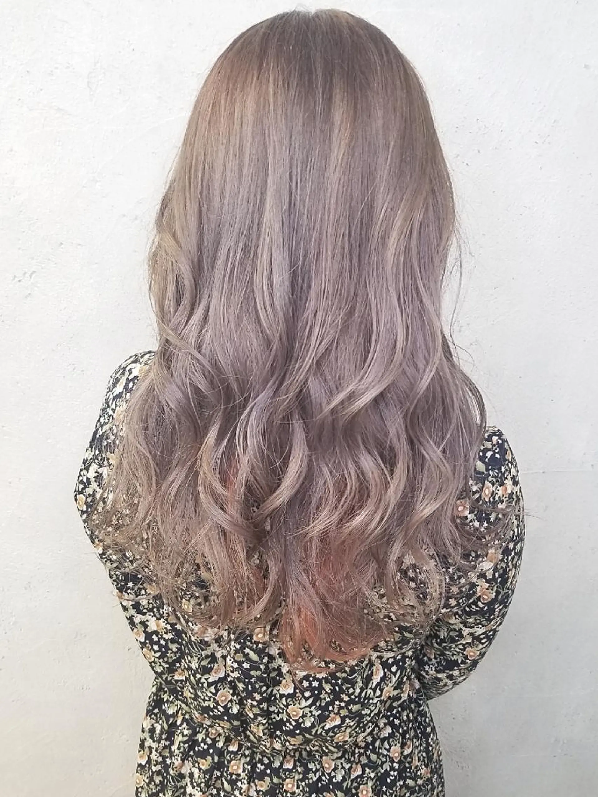 ロング カラー ヘアアレンジ アディクシーカラー アッシュ アッシュブラウン アッシュグレー アッシュグレージュ ヘアカラー トリートメント フルール所属・🌟透明感カラー 🌟SAITO🌟のヘアスタイル