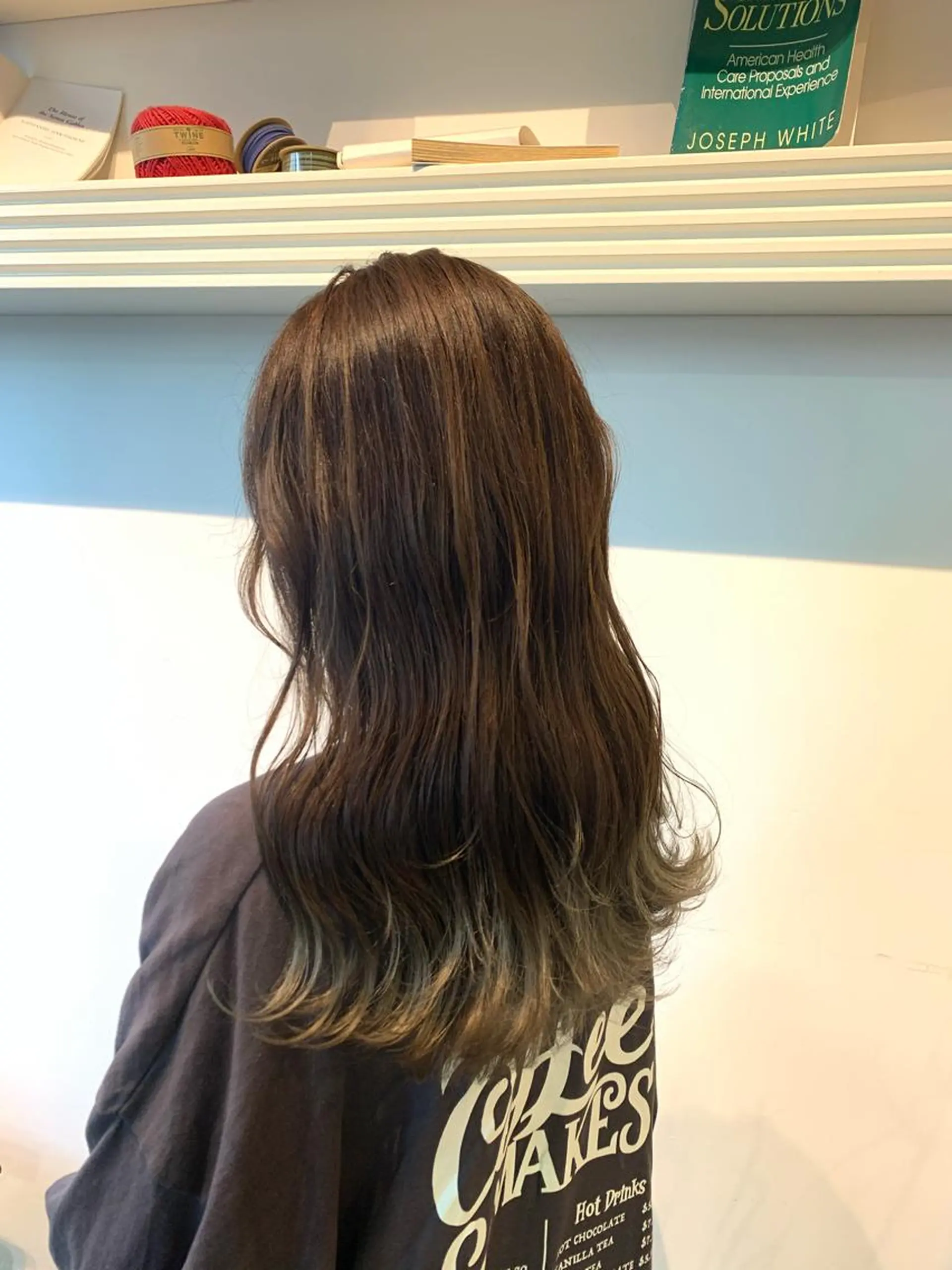 ロング アッシュ ヘアカラー トリートメント ヘッドスパ ヘアセット 山口 竣也のヘアスタイル