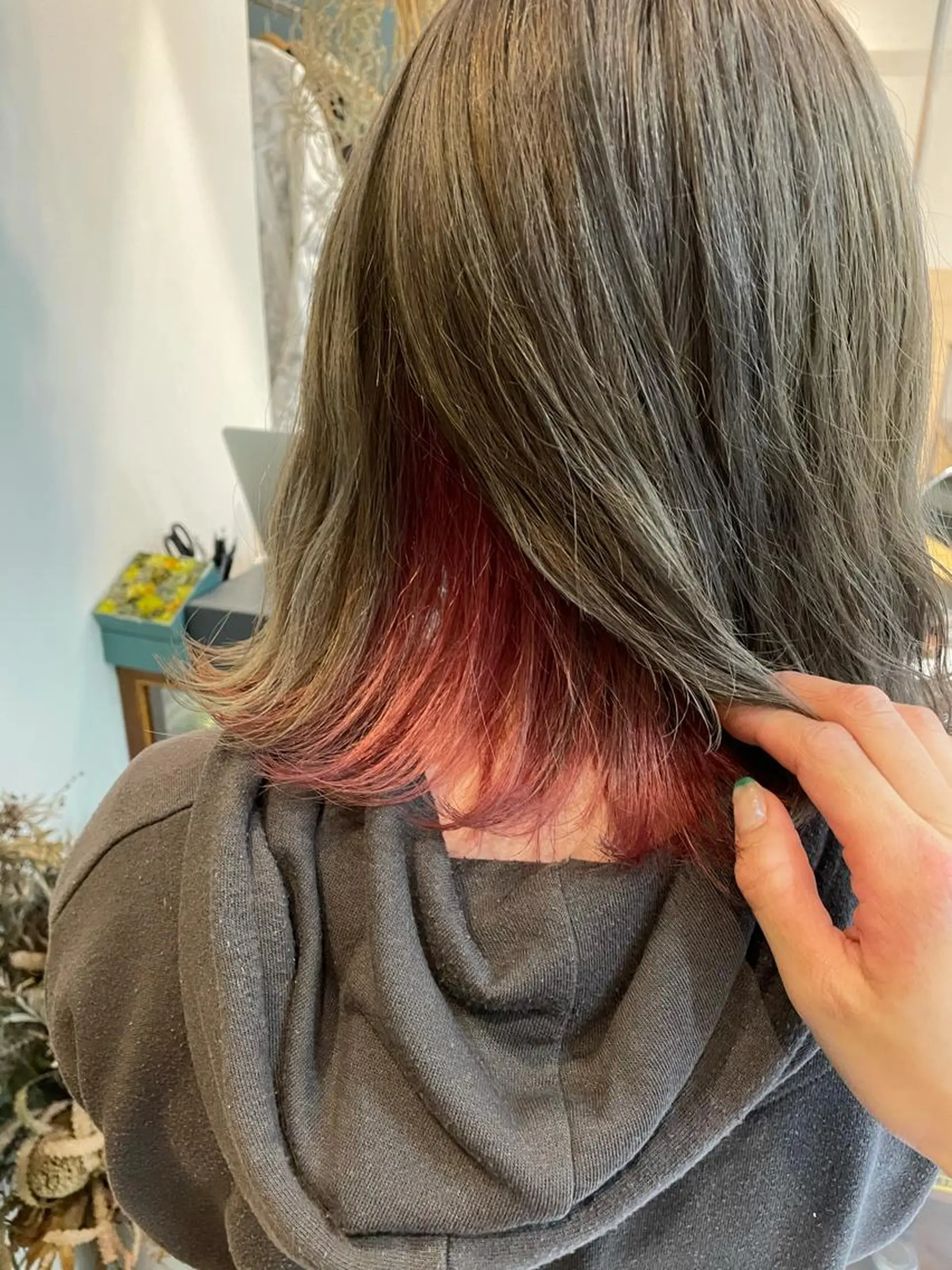 ミディアム カラー ブリーチ インナーカラー ピンクカラー ヘアカラー 中目黒🌼 🌼ハナのヘアスタイル