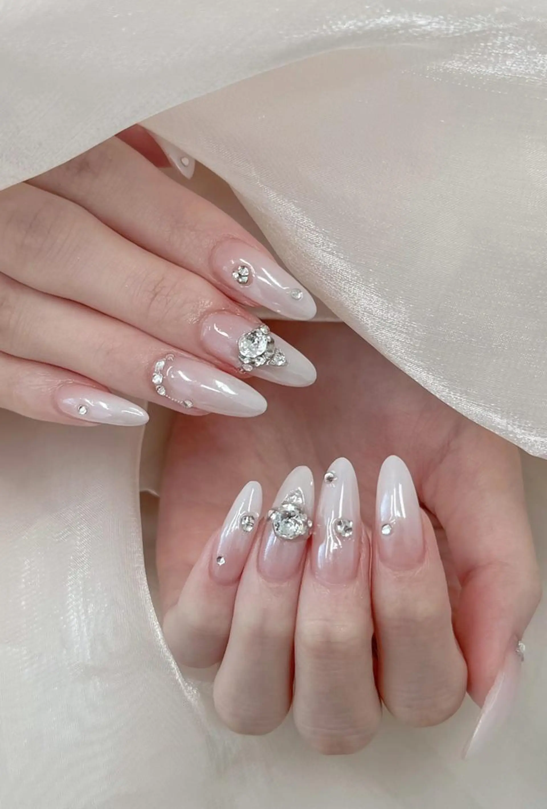 ネイル ハンドネイル RAFFINE ヒョウ🦋🩵のネイルデザイン