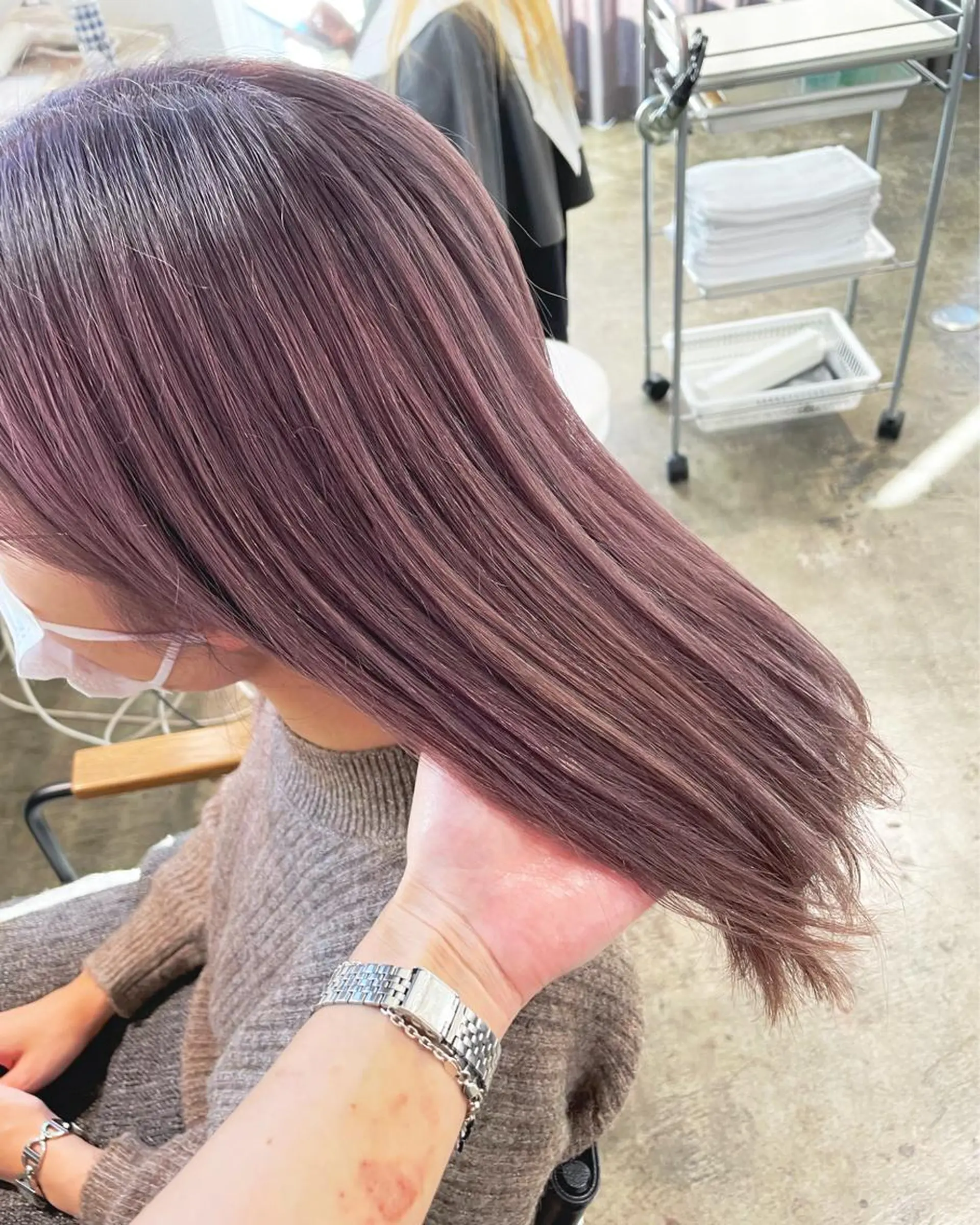 ミディアム etore 矢場町 南沙希のヘアスタイル