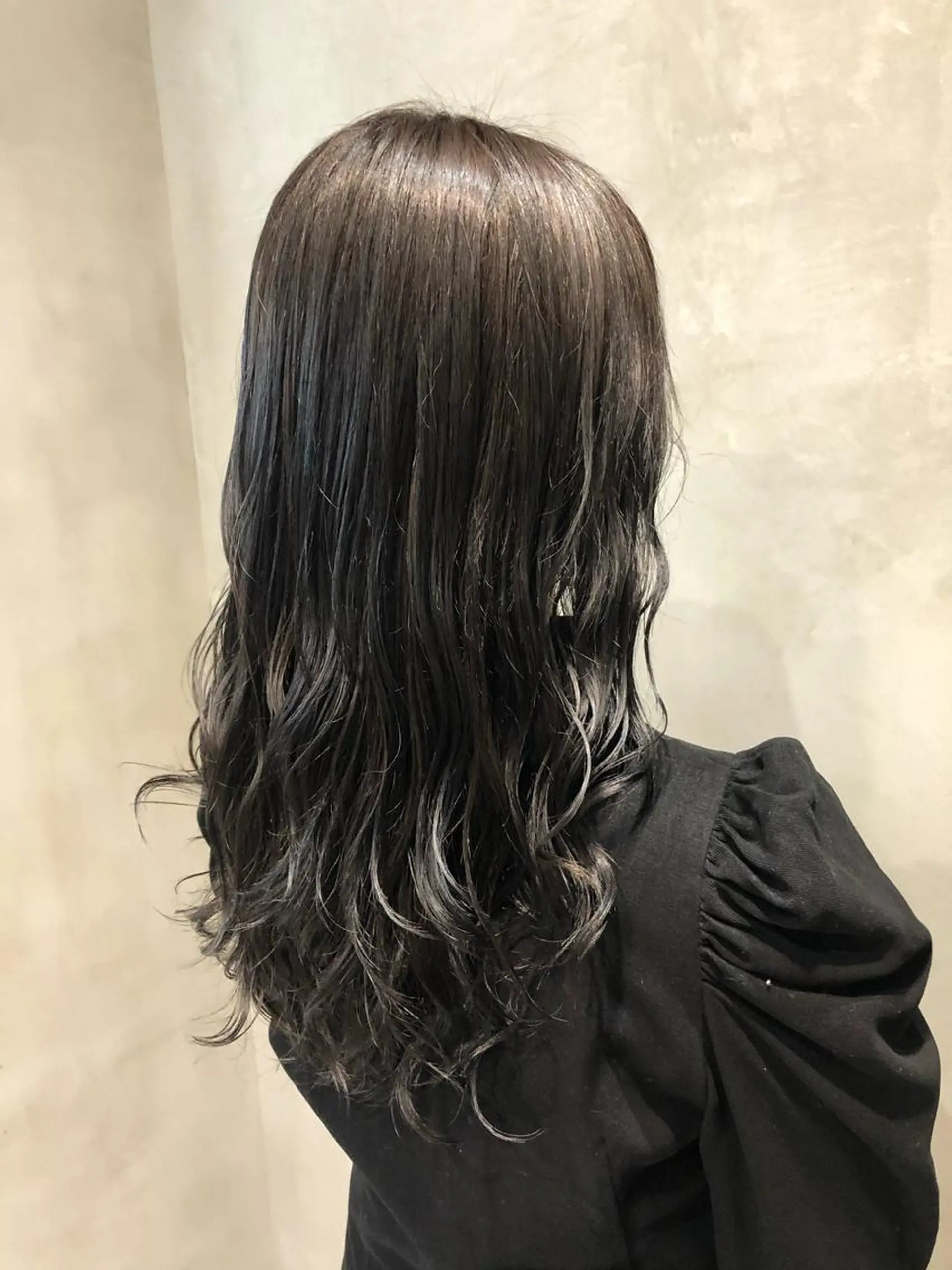 セミロング アッシュ アッシュグレー アッシュグレージュ カット ヘアカラー トリートメント 🏆感動をお約束🏆 🥇SHO🎖のヘアスタイル