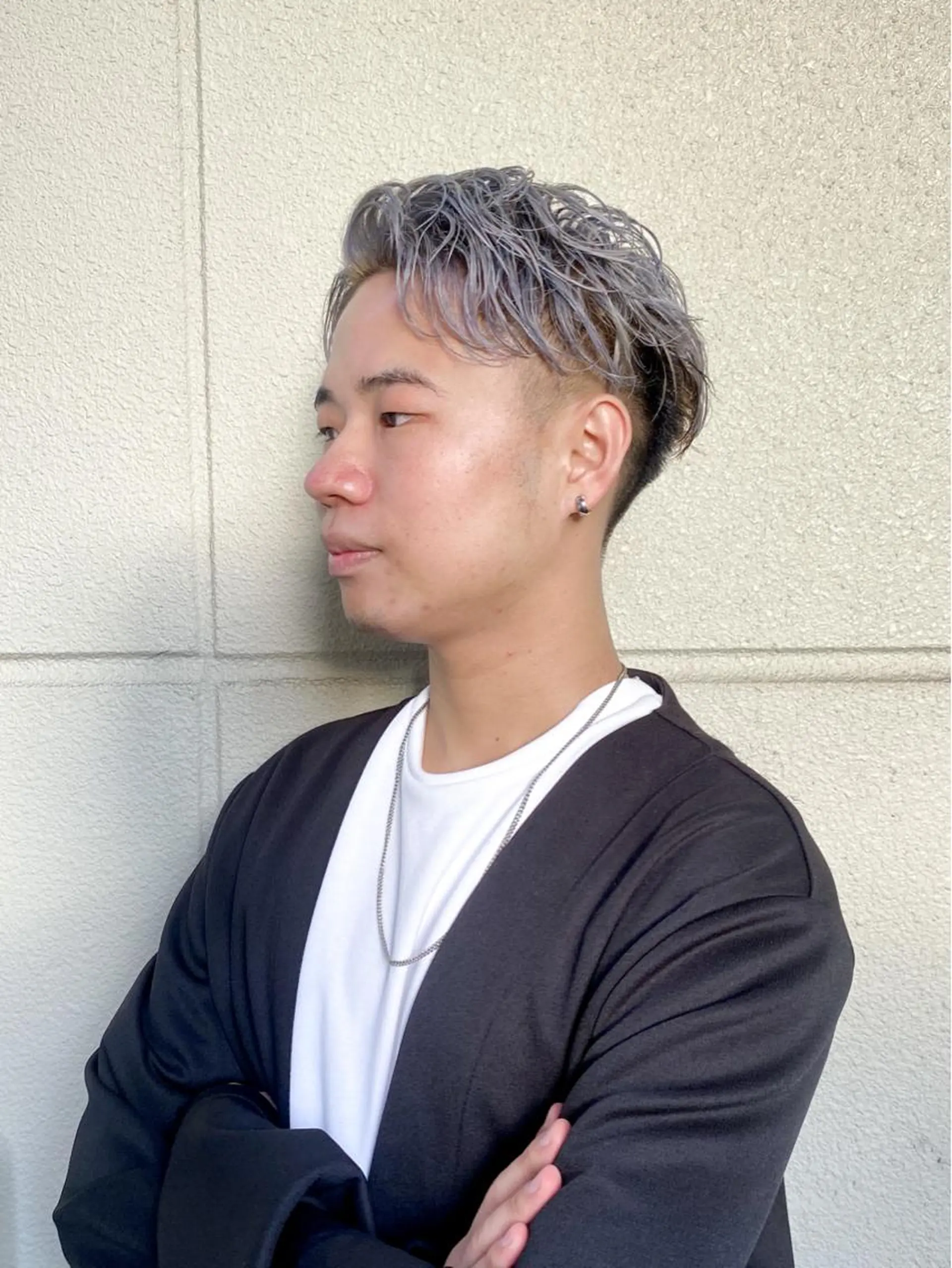 ショート カラー メンズ シルバー カット ヘアカラー トリートメント ボブ/レイヤー/ ウルフ/池澤慎人のヘアスタイル