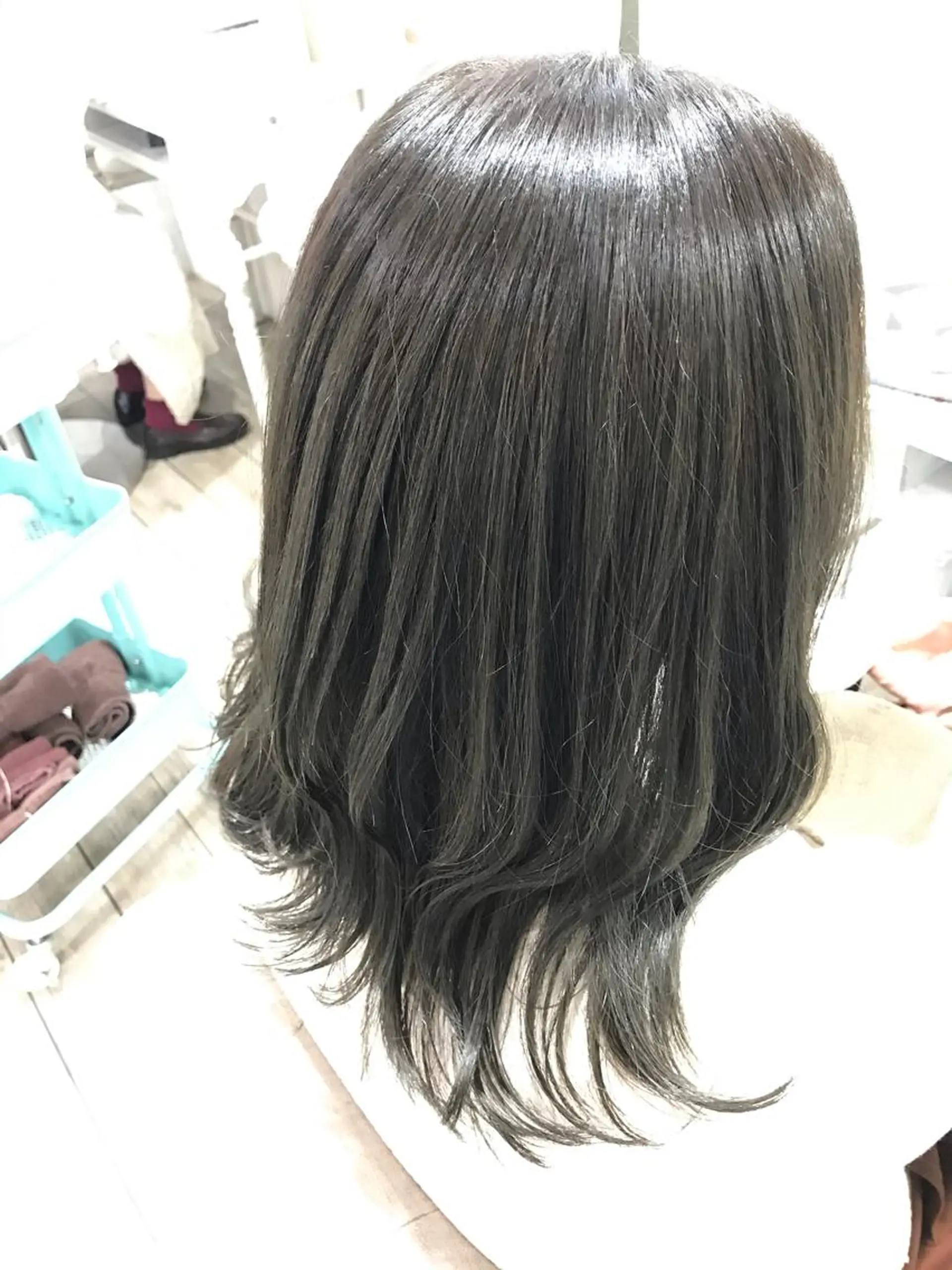 ミディアム ネモトメイナ🌿 今月末で退職しますのヘアスタイル