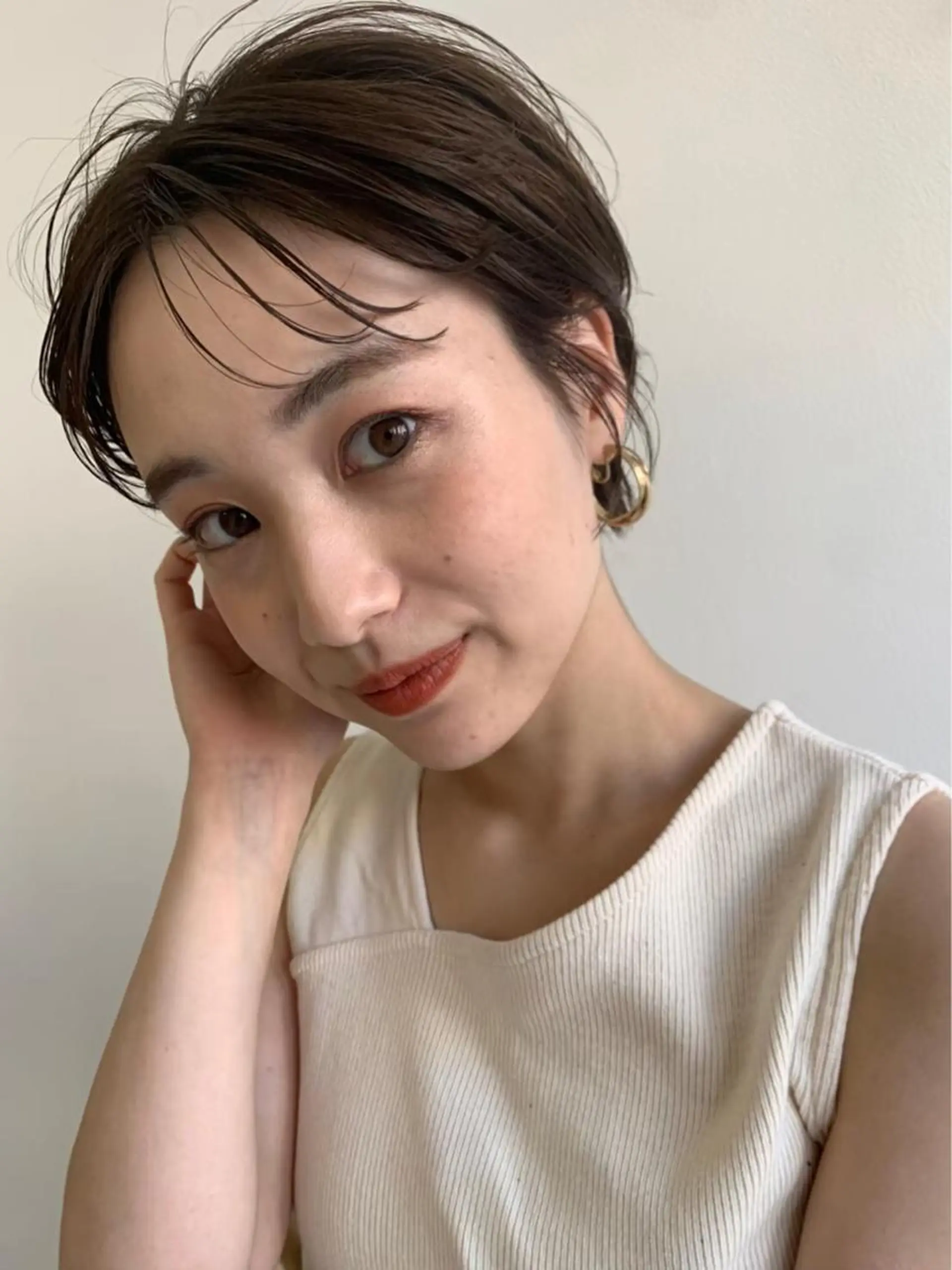 ショート カラー カット ヘアカラー トリートメント 土屋 愛海のヘアスタイル