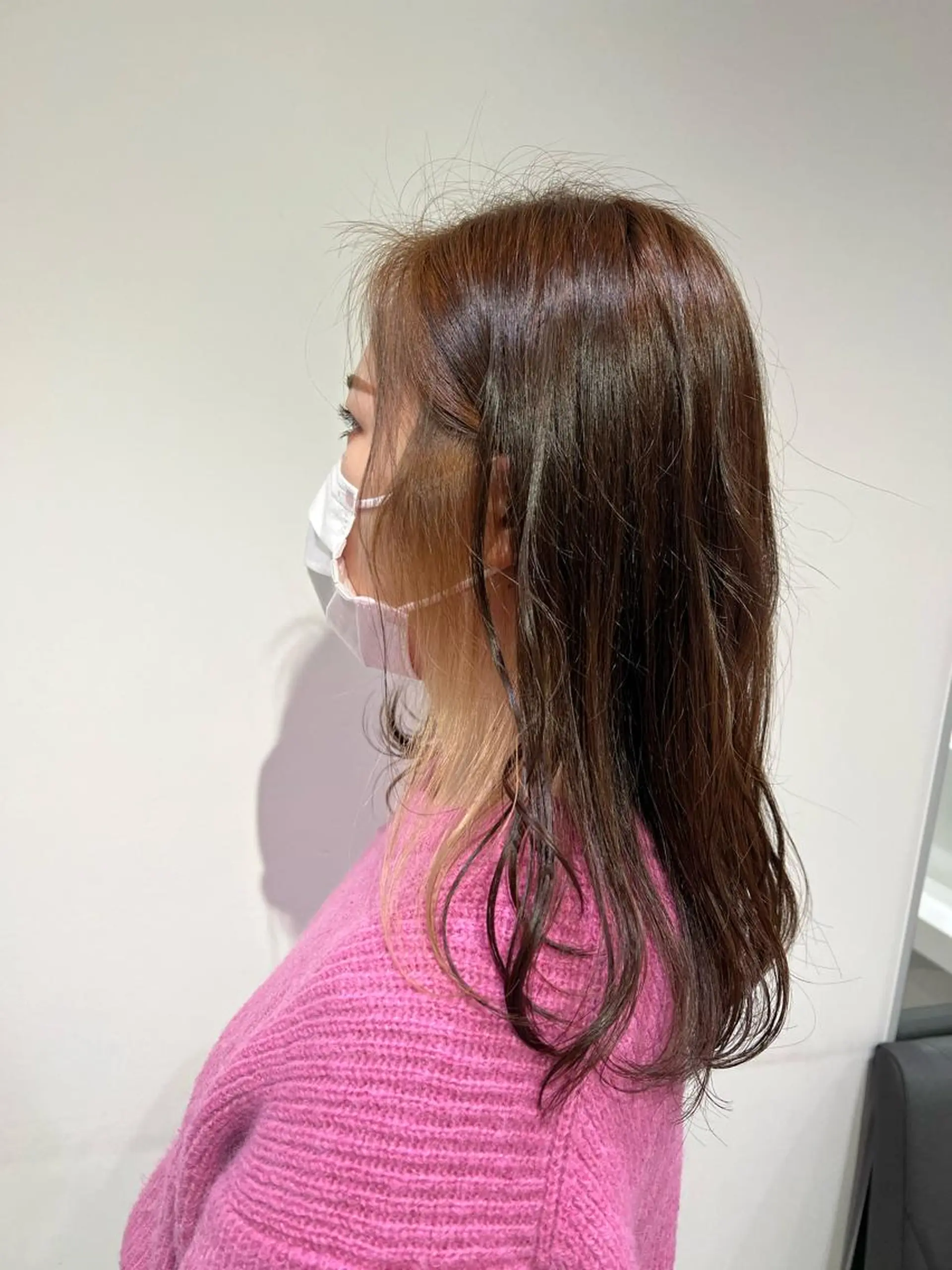 セミロング カラー ベージュカラー ブラウンカラー イヤリングカラー ヘアカラー トリートメント 暖色カラー💜 中山由梨のヘアスタイル