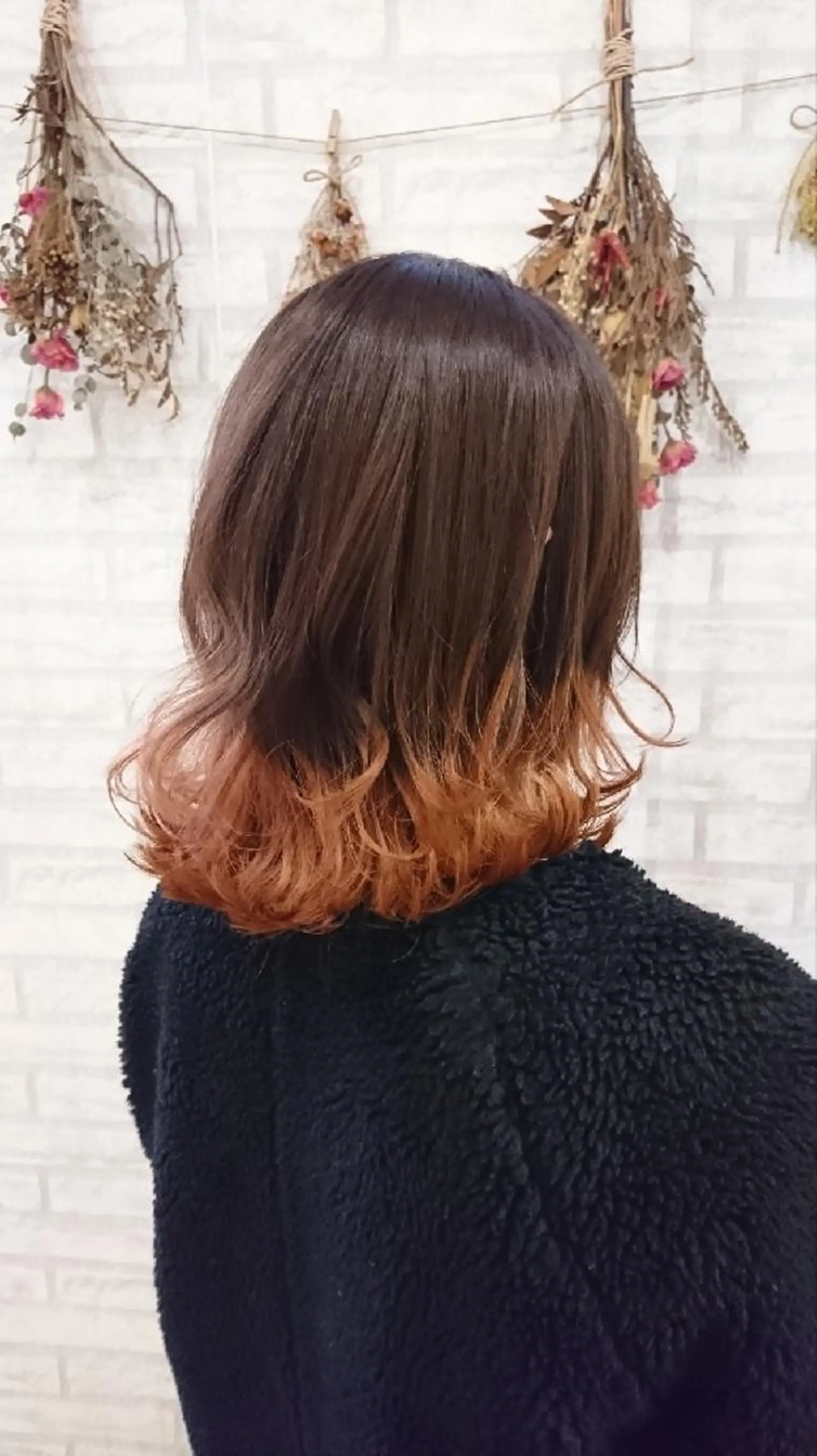 セミロング カラー グラデーションカラー オレンジ ＊Cielo＊ 佐藤 幸世のヘアスタイル