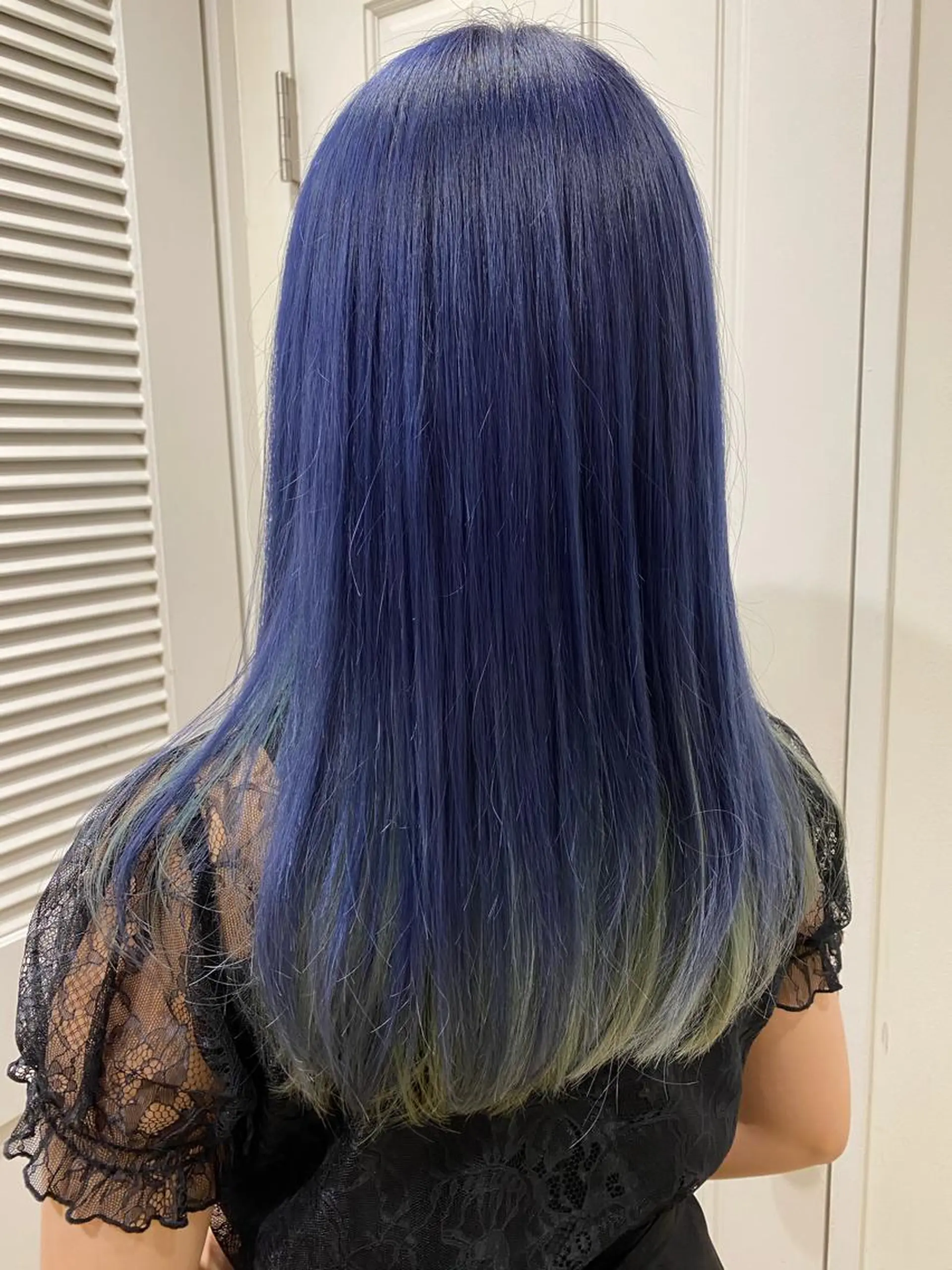 セミロング ヘアカラー kawabe maikoのヘアスタイル