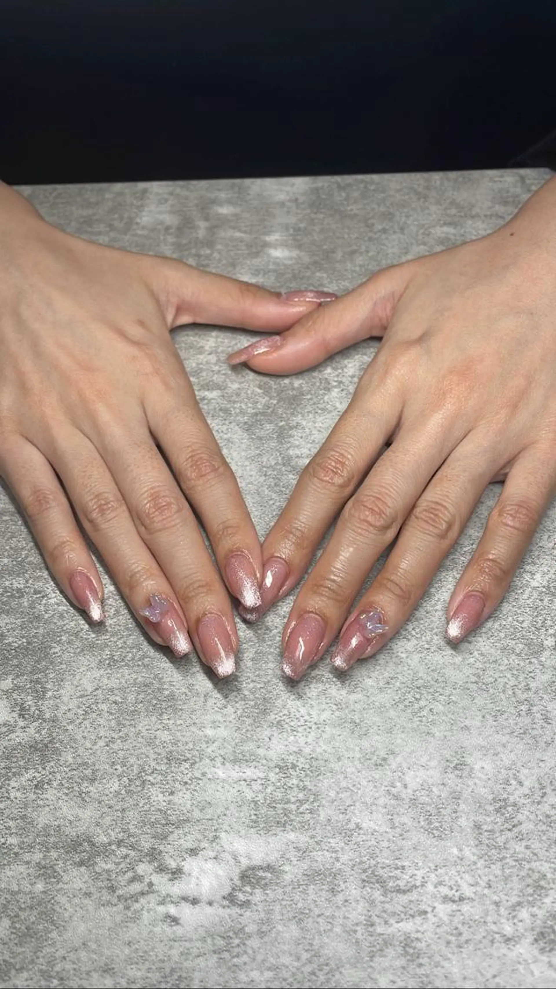 ネイル フレンチネイル マグネットネイル マグネットフレンチ ハンドネイル shark_nail Aのネイルデザイン