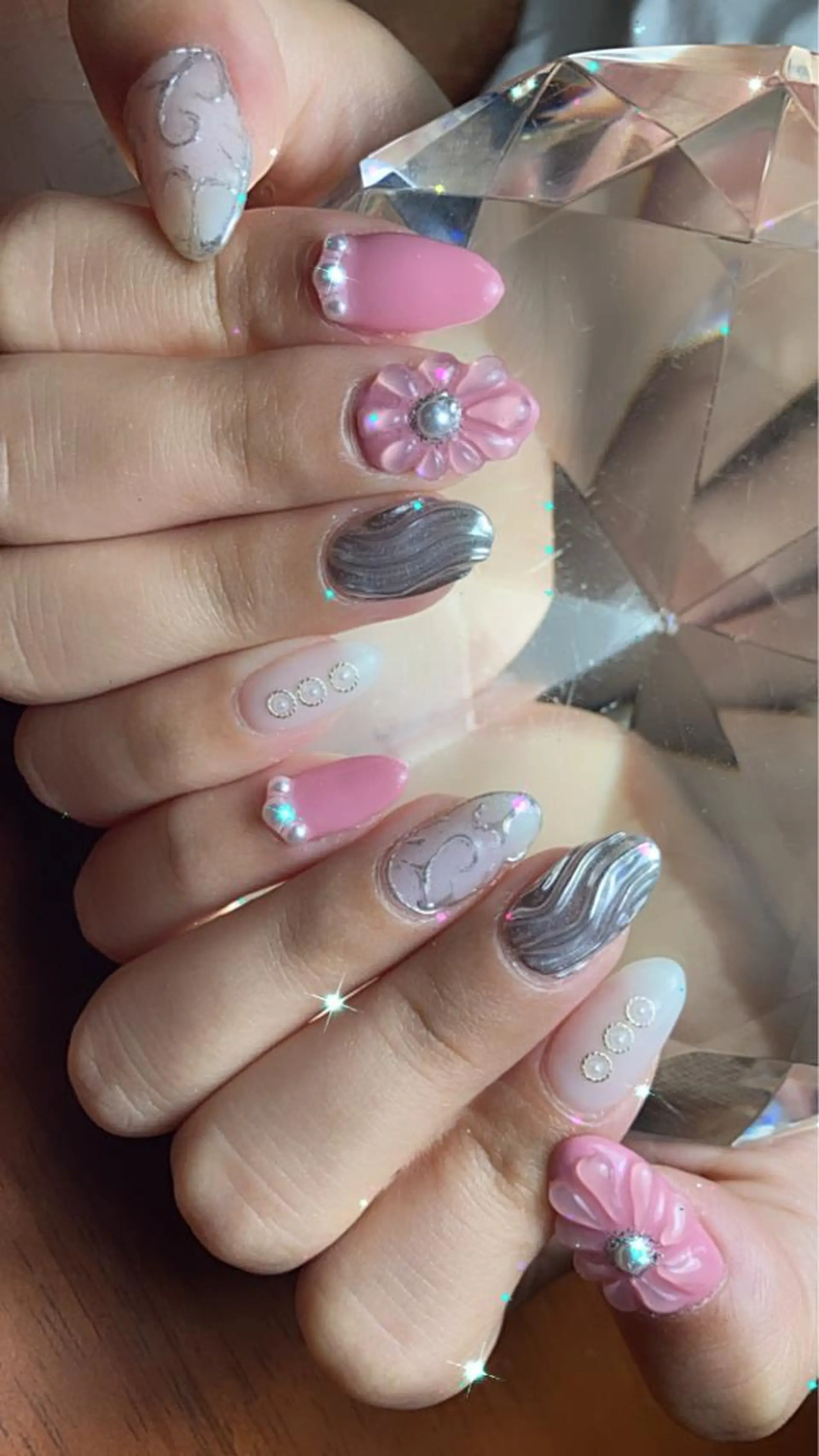 ネイル nailALBA 安蒜良彰のネイルデザイン
