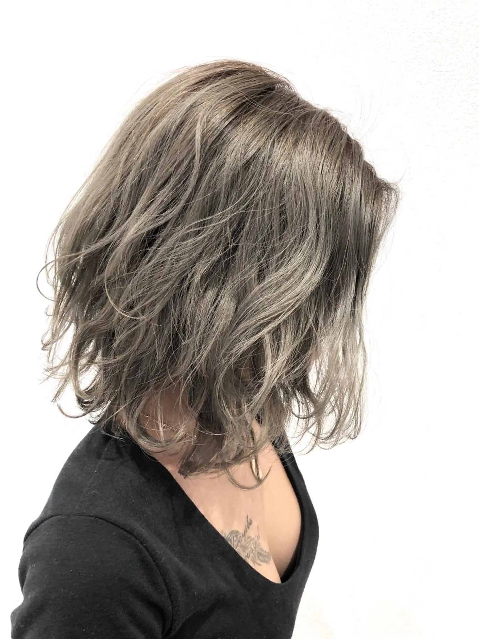 ミディアム ブリーチ無しカラー 👑店長　平松　由のヘアスタイル
