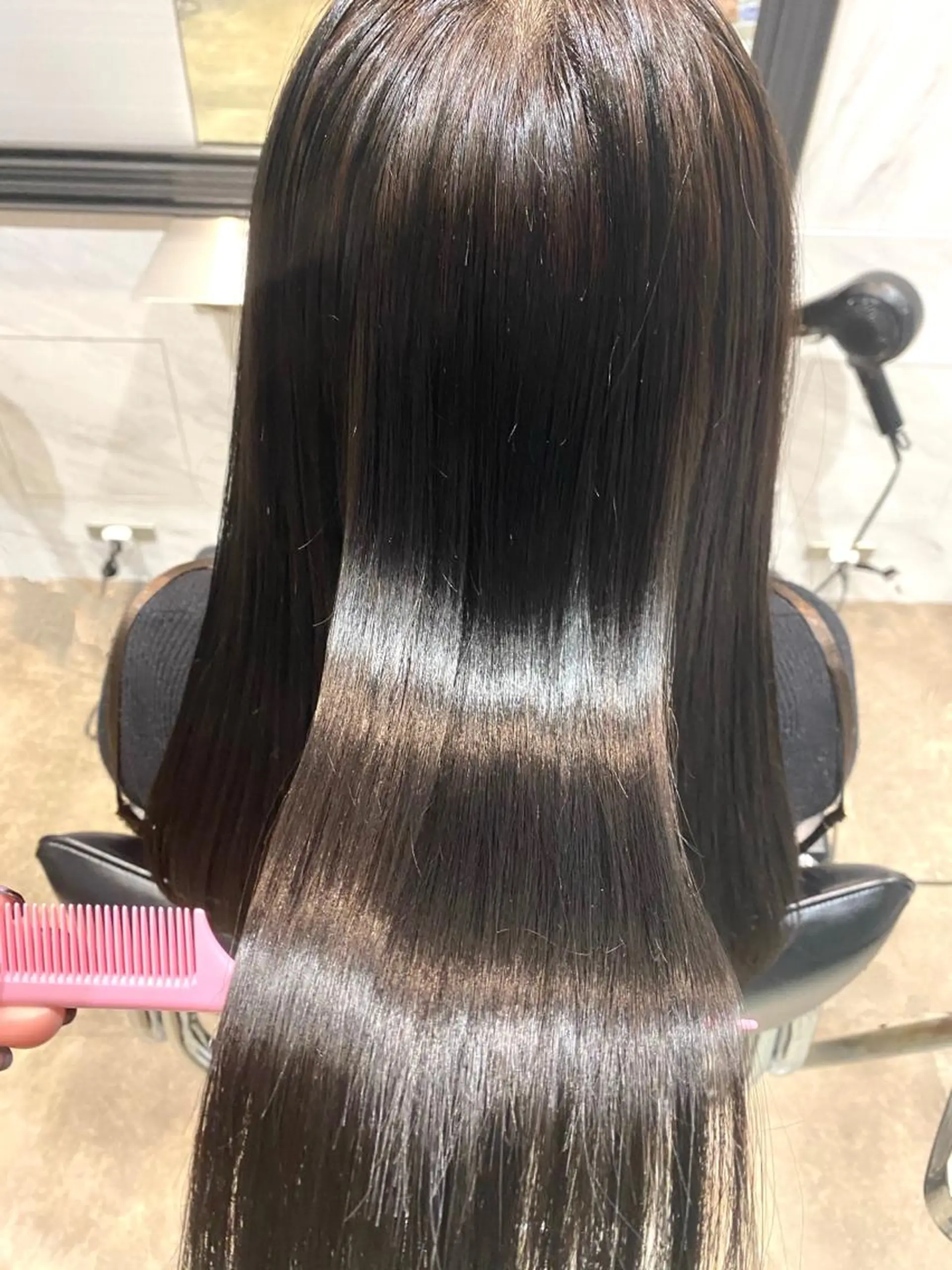 ロング カラー パーマ ヘアアレンジ 縮毛矯正 youres hair東新宿店所属・新宿⌇韓国風ヘア ⌇透明感カラーのヘアスタイル