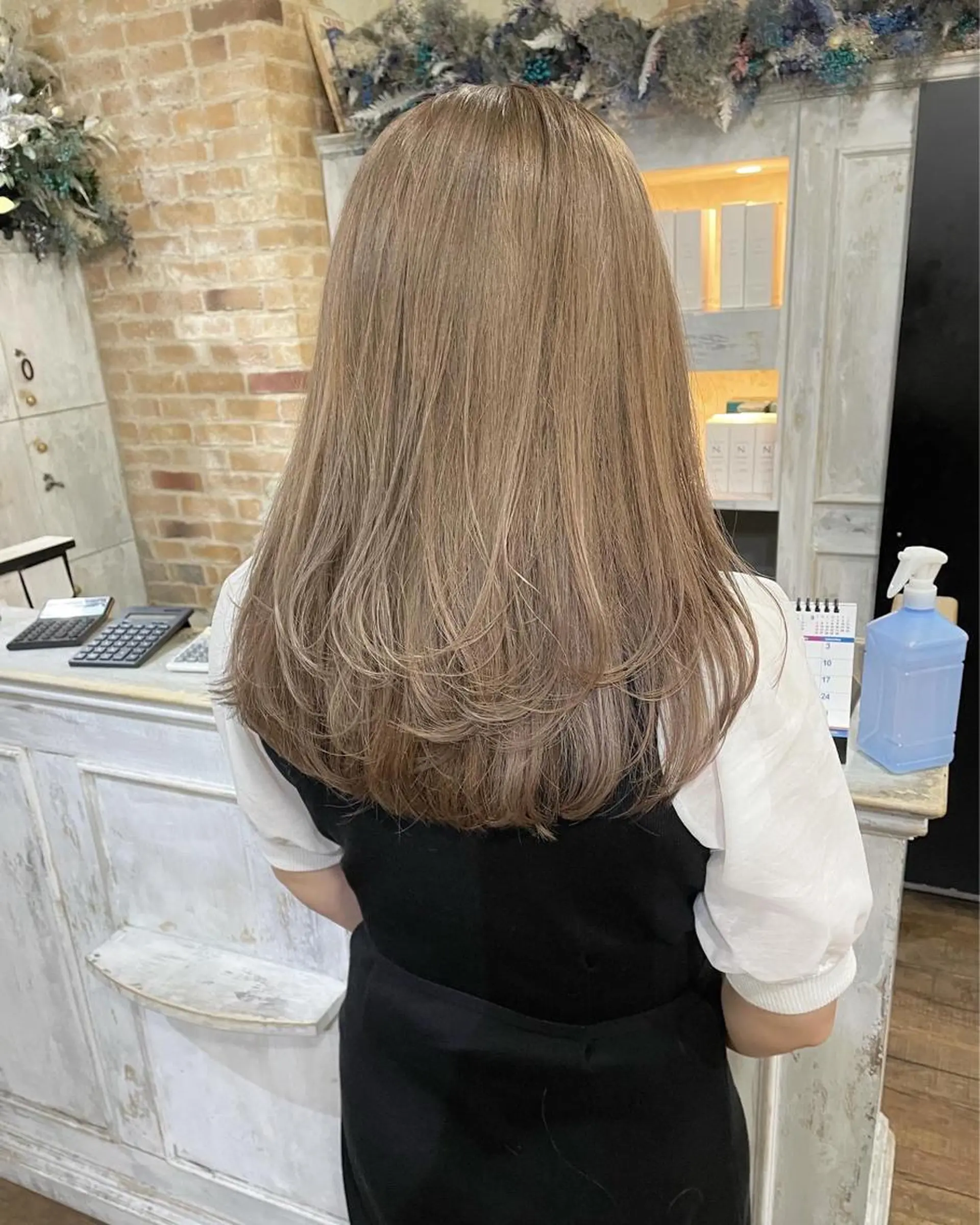 ミディアム カラー ヘアカラー トリートメント 遠藤 拓馬のヘアスタイル