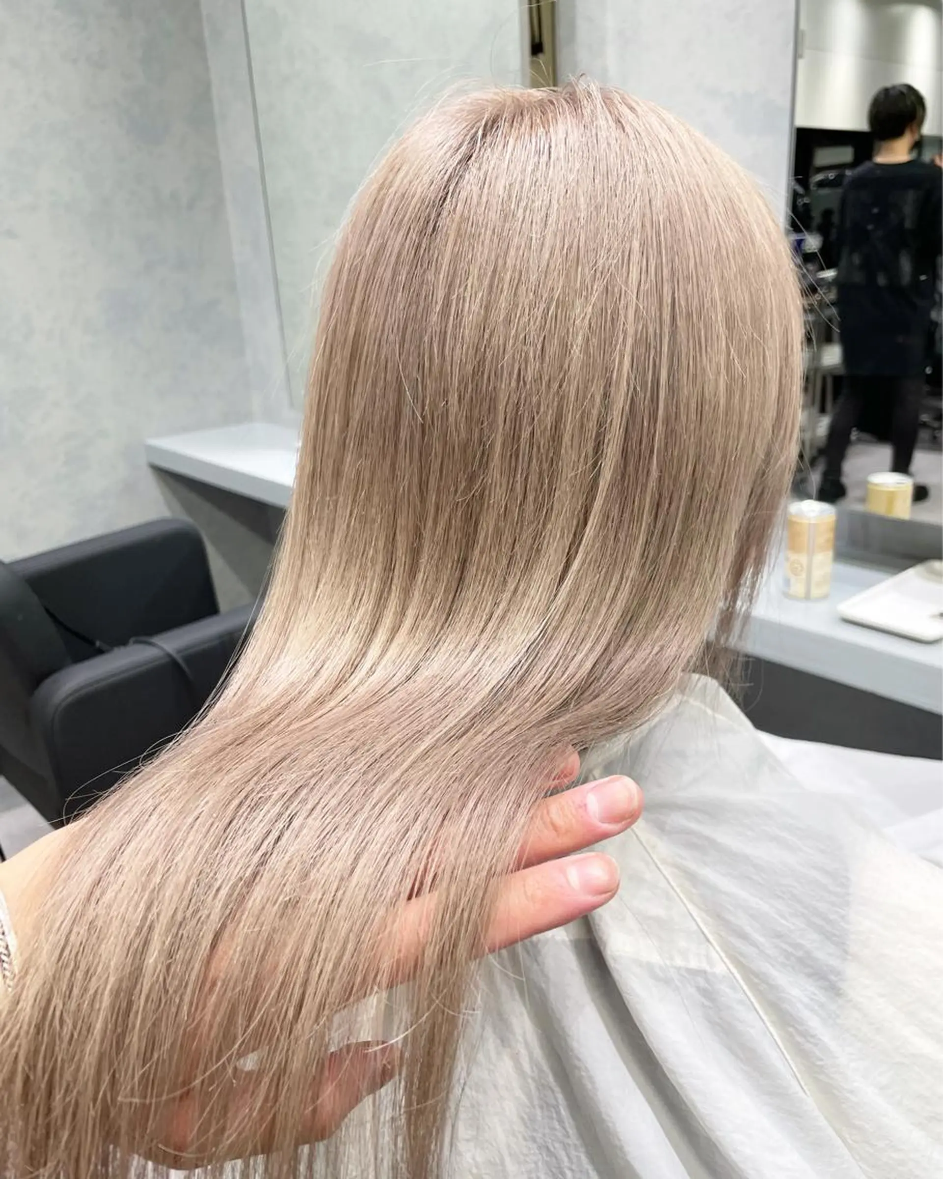 ロング カラー シールエクステ バレイヤージュ ブリーチ ケアブリーチ ダブルカラー カット ヘアカラー トリートメント 🔗透明感カラー🔗 エクステ✂️はるちかのヘアスタイル