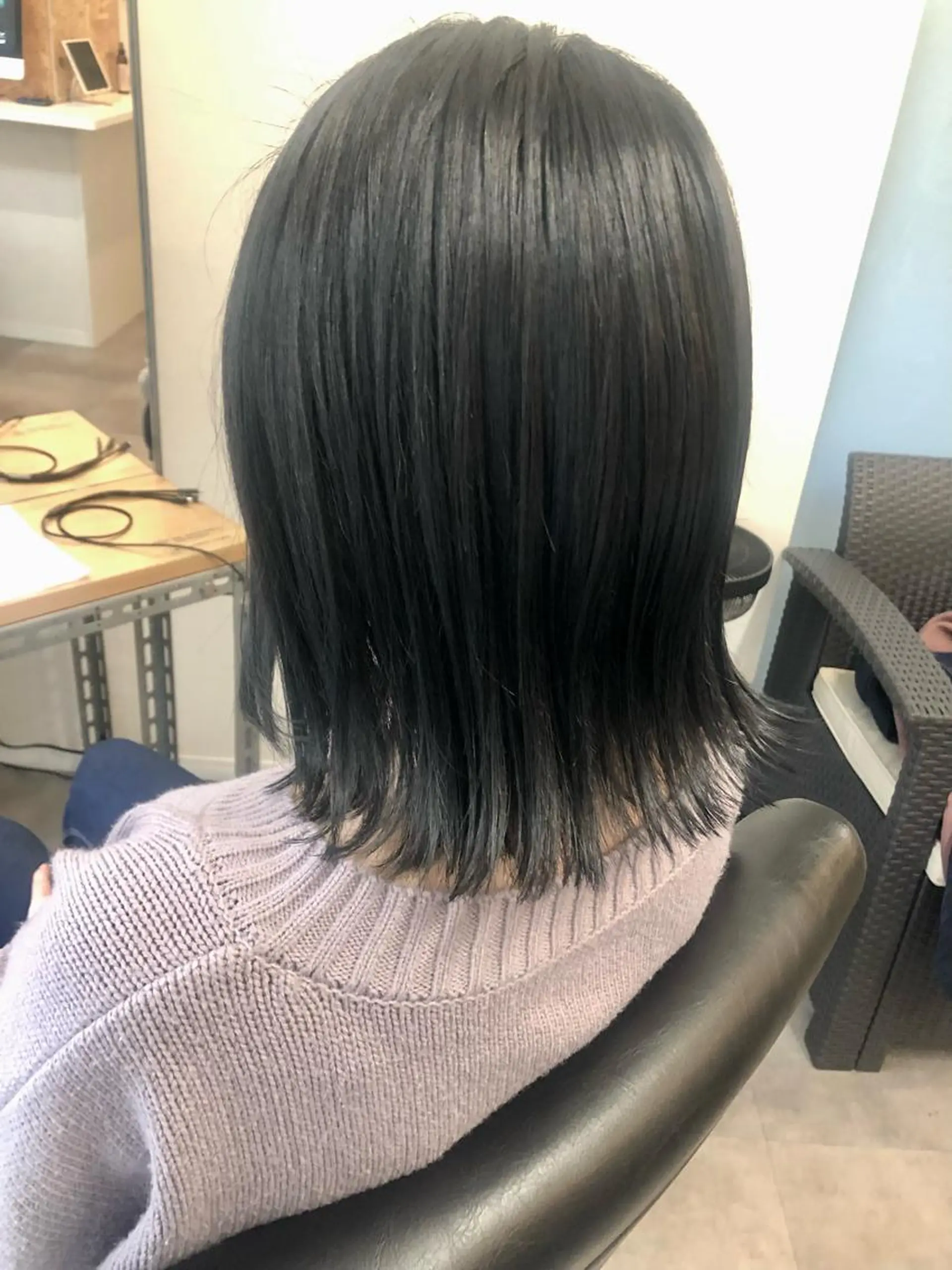 ミディアム カラー カット ヘアカラー トリートメント OFF YUYAのヘアスタイル