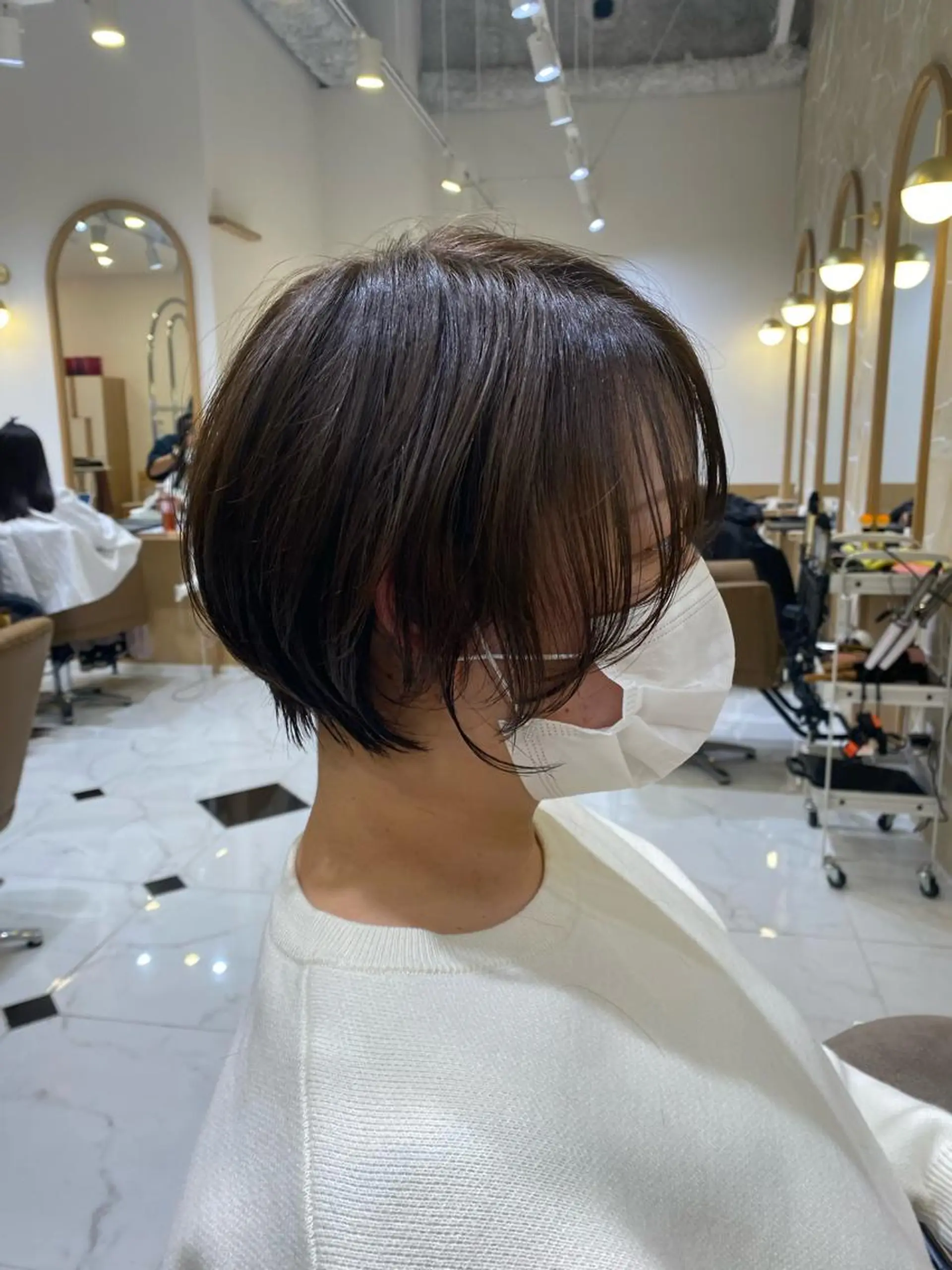 ショート 丸みショート ショートヘア カット ヘアカラー トリートメント 坂井 茅聖のヘアスタイル