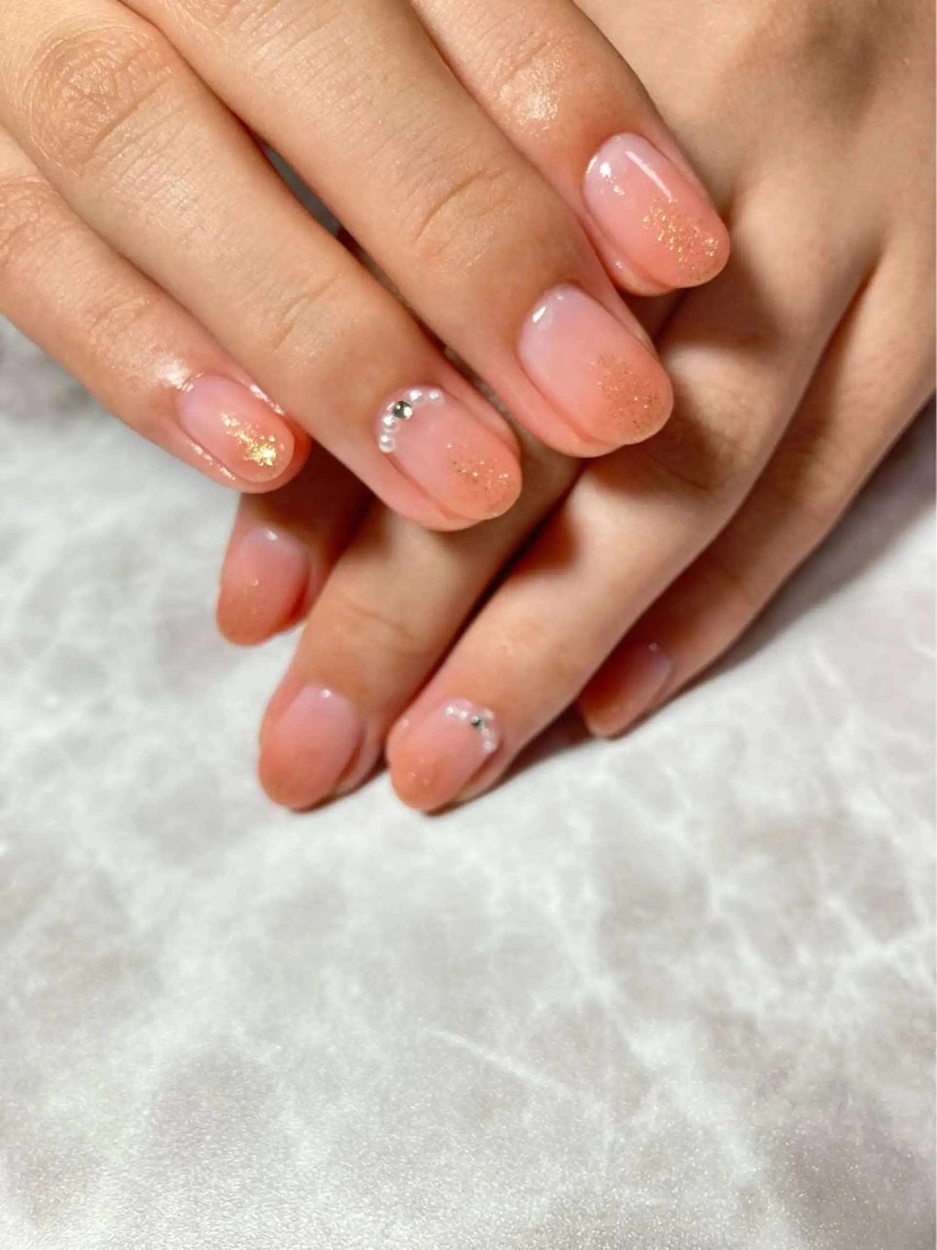 ネイル ジェルネイル グラデーション ラメ(グリッター) オフィスネイル ハンドネイル nailsalon RMIKのネイルデザイン