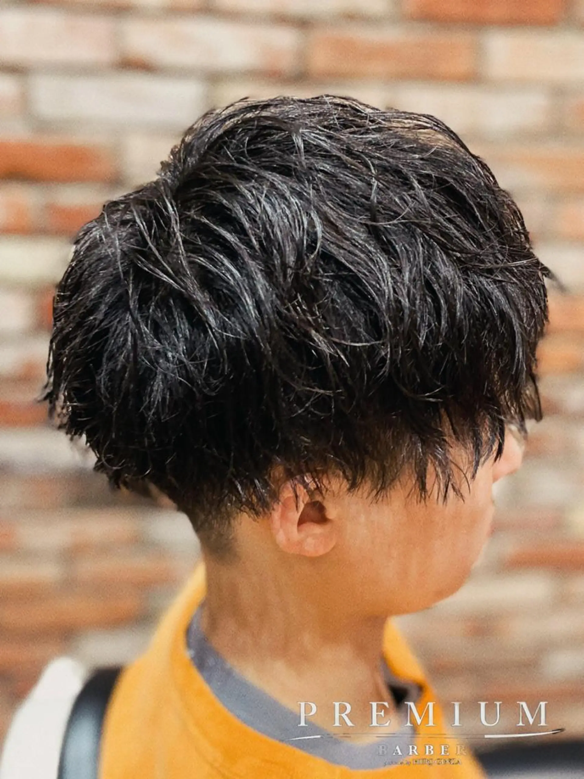 ミディアム パーマ メンズ ミディアムパーマ メンズパーマ ツイストスパイラルパーマ スパイラルパーマ ヒロ銀座BARBERSHOP丸の内店所属・ヒロ銀座　石川 昂のヘアスタイル
