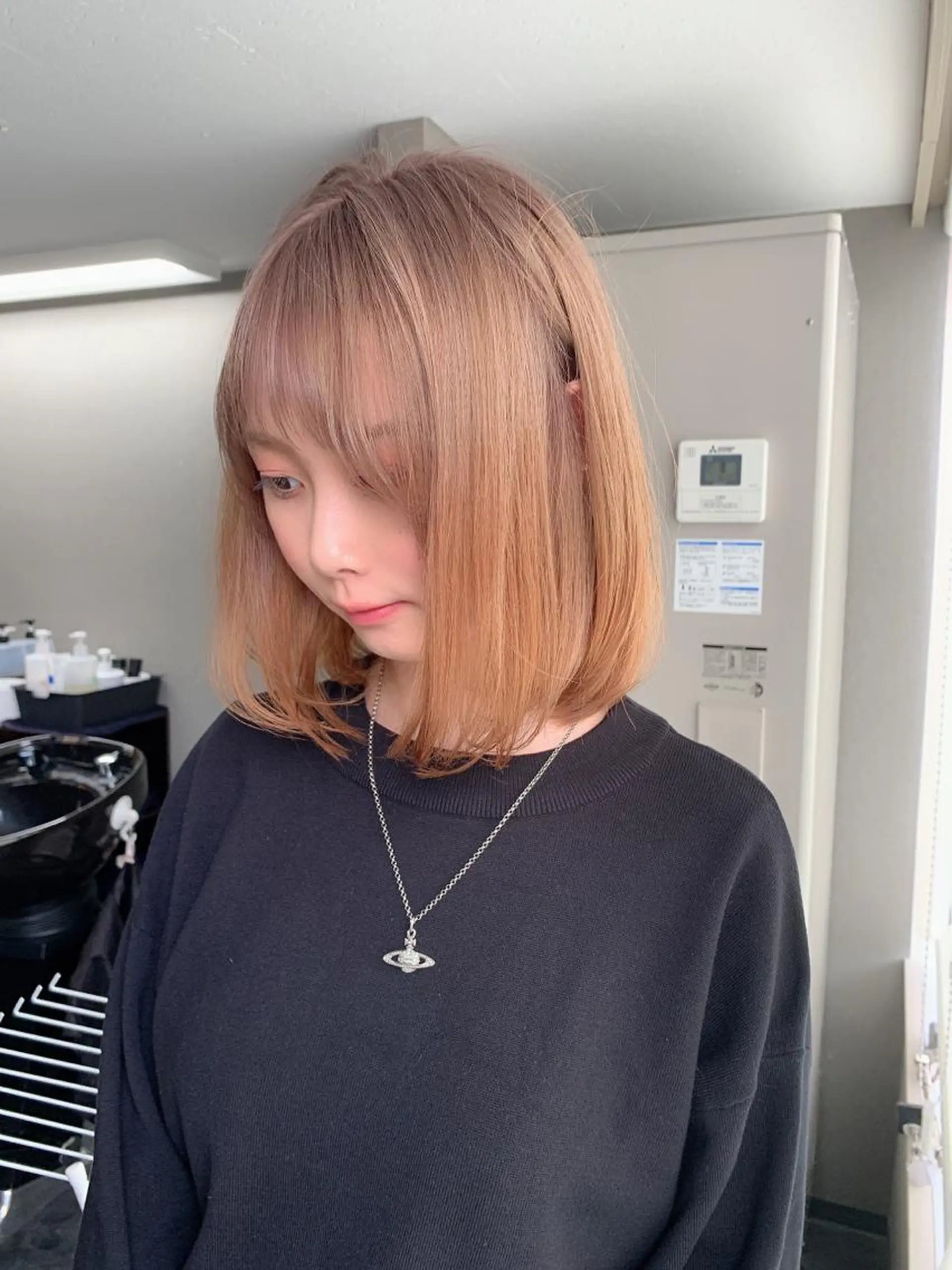 ショート アッシュ ハイライト レイヤーカット ヘアカラー Selene hair OSAKAのヘアスタイル