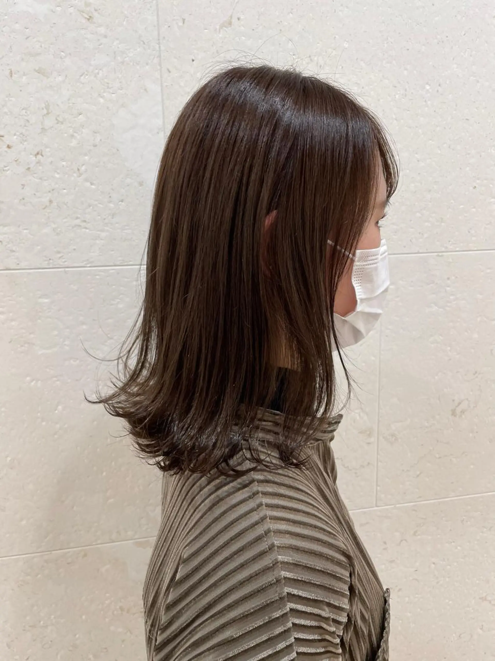 セミロング カラー カット ヘアカラー トリートメント 斉藤 貴也のヘアスタイル