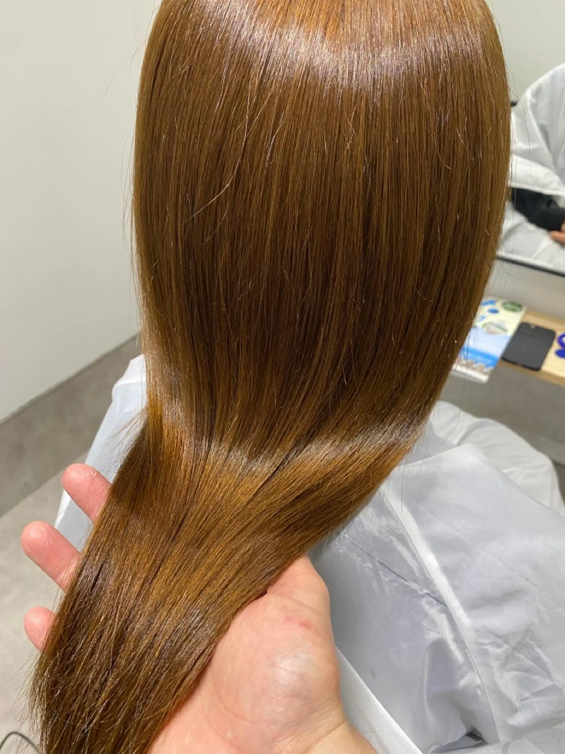 セミロング カラー 髪質改善・育髪サロンABELIA所属・大西 敦之のヘアスタイル
