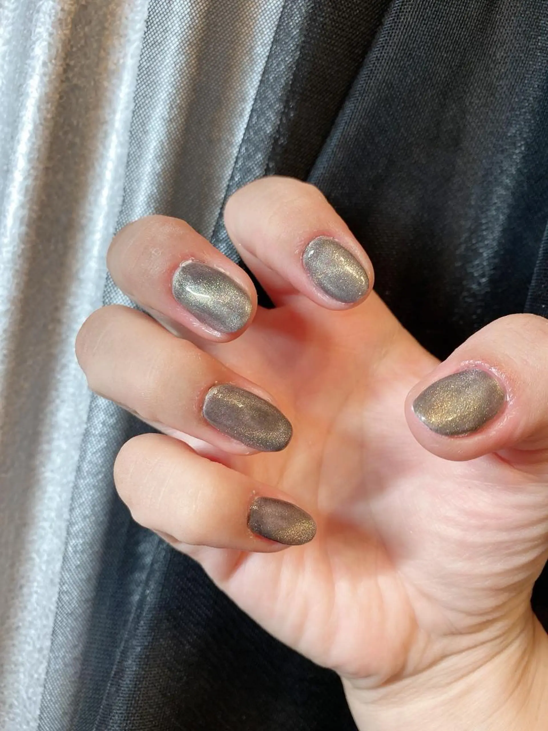 ネイル マグネットネイル ハンドネイル 田淵 聖子のマツエク・マツパデザイン