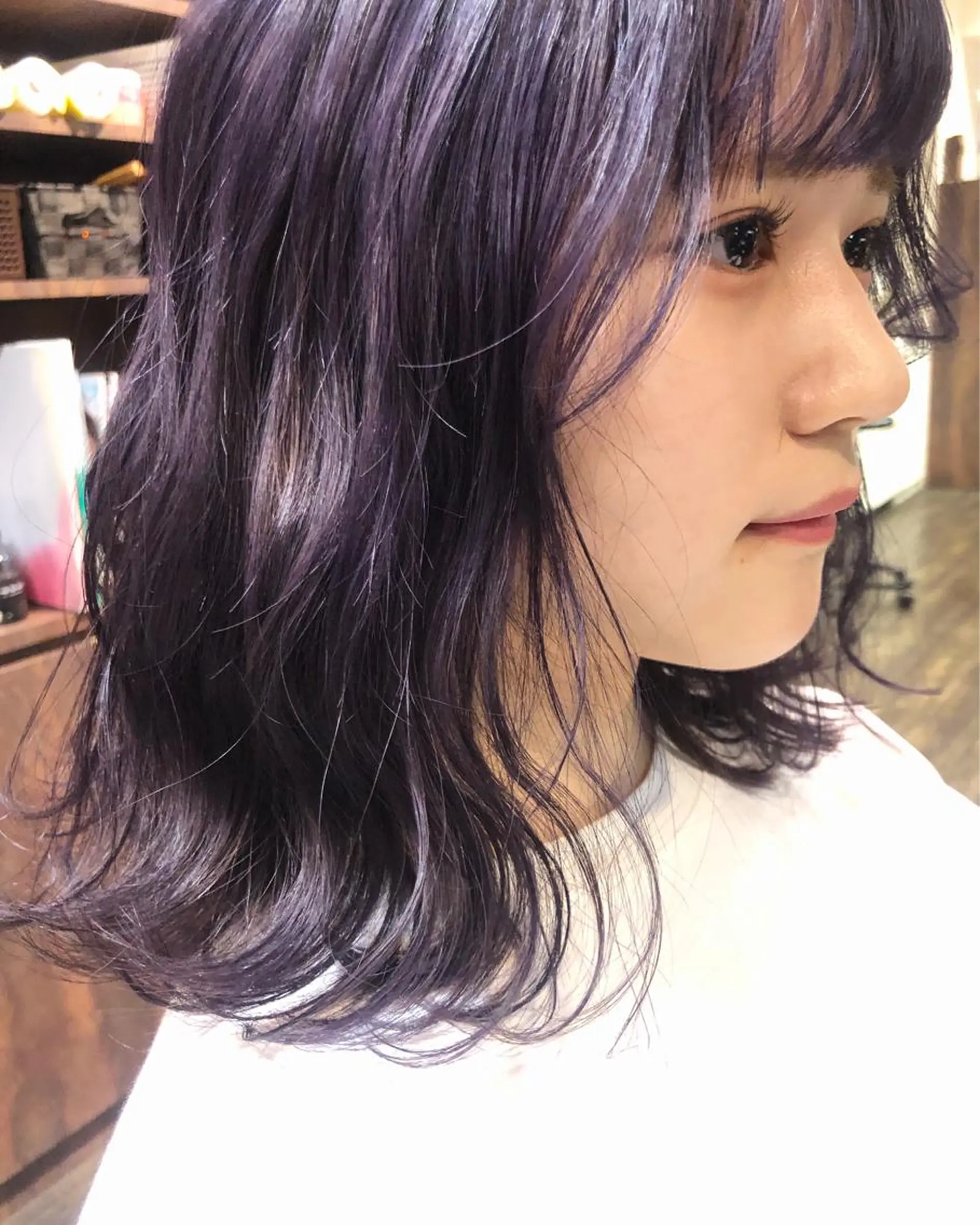 ミディアム カラー パープルカラー 西本 夏美のヘアスタイル