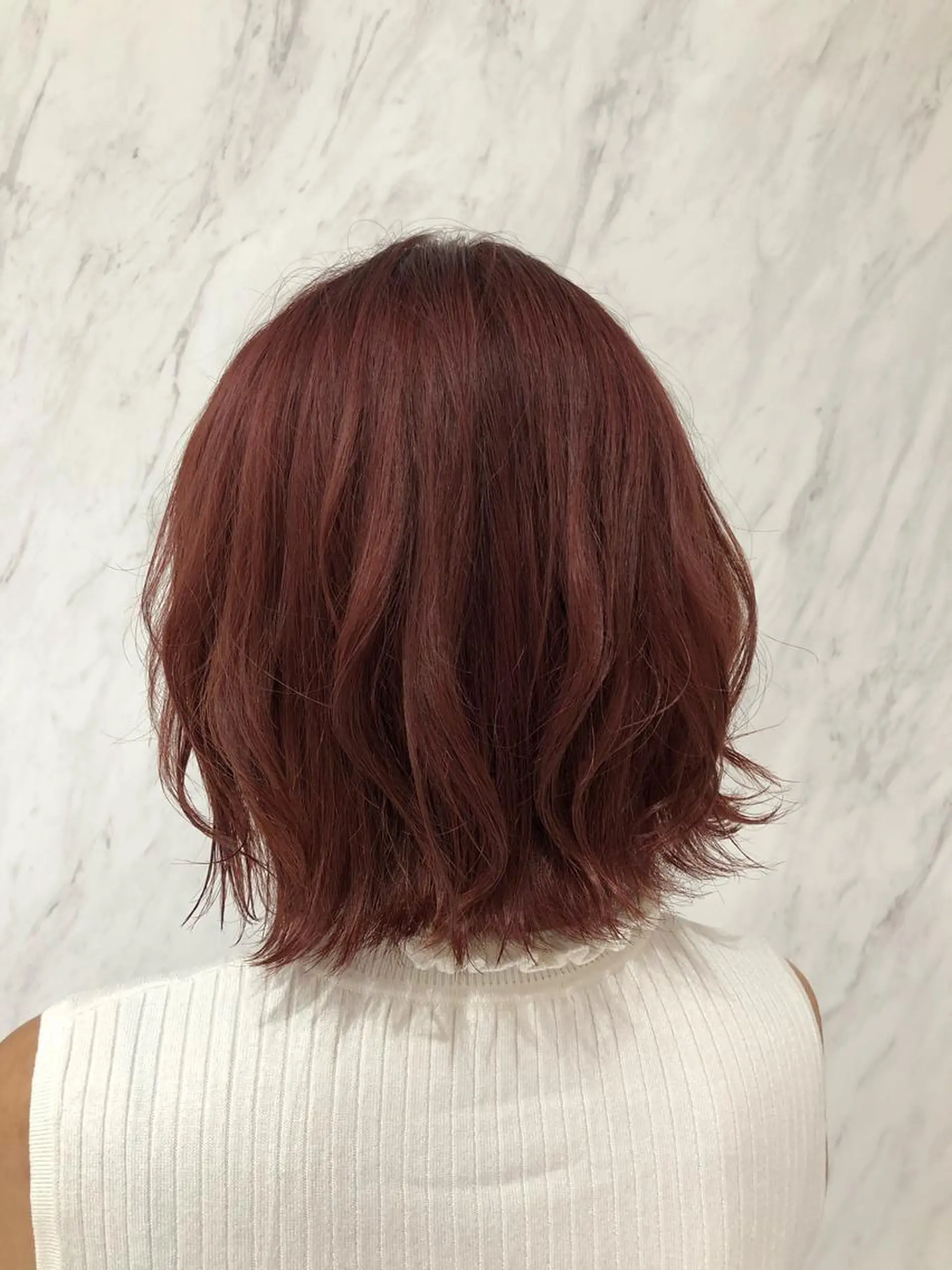 ミディアム カラー ブリーチ Lee大阪店所属・店長　濱口 花菜　美髪整形のヘアスタイル