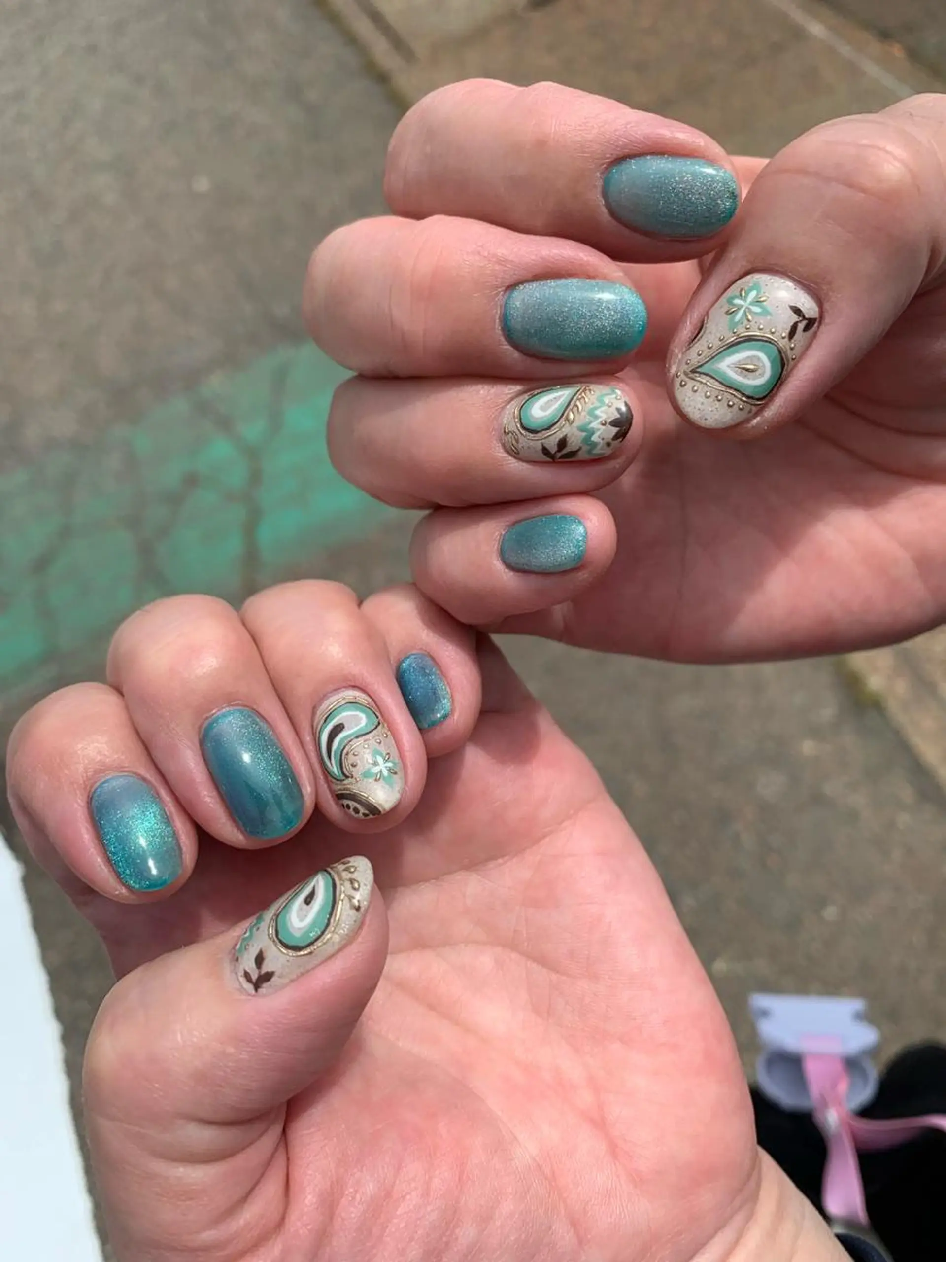 ネイル ハンドネイル 大崎 奈々のネイルデザイン