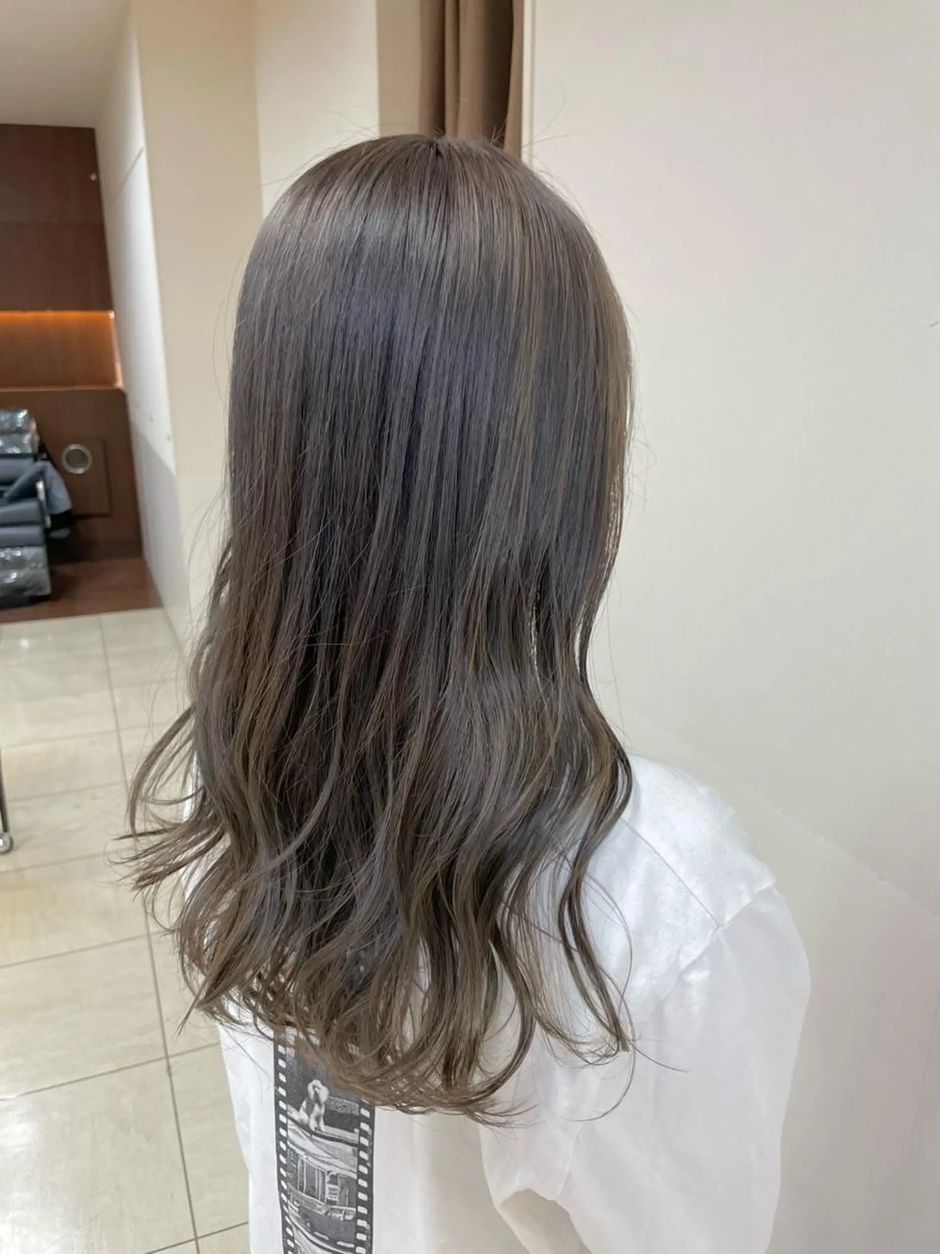 ロング カラー ヘアアレンジ ヘアカラー トリートメント 【Sweep】おじま のぞみのヘアスタイル