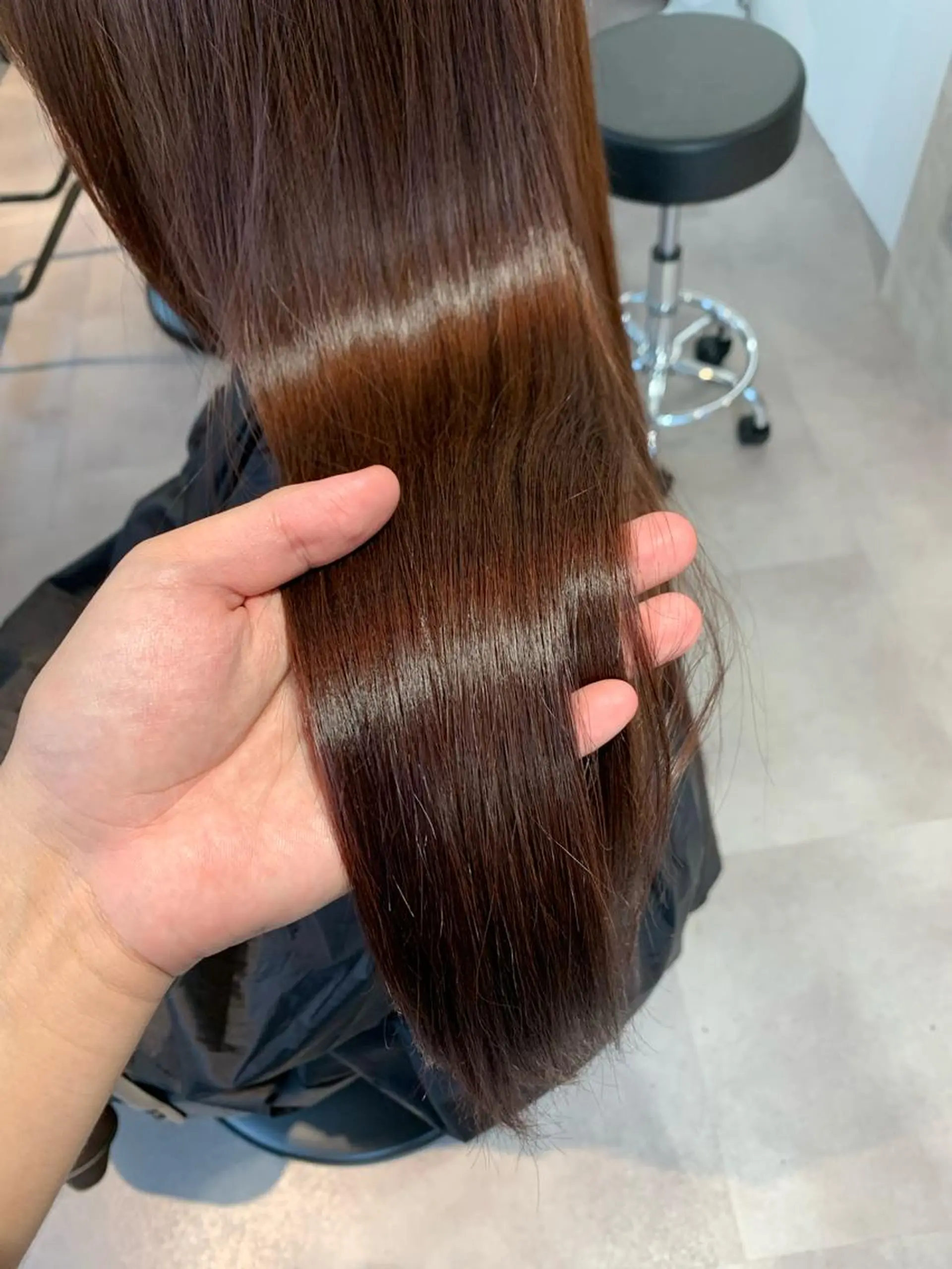 セミロング パーマ 縮毛矯正 トリートメント Selene hair 難波店のヘアスタイル