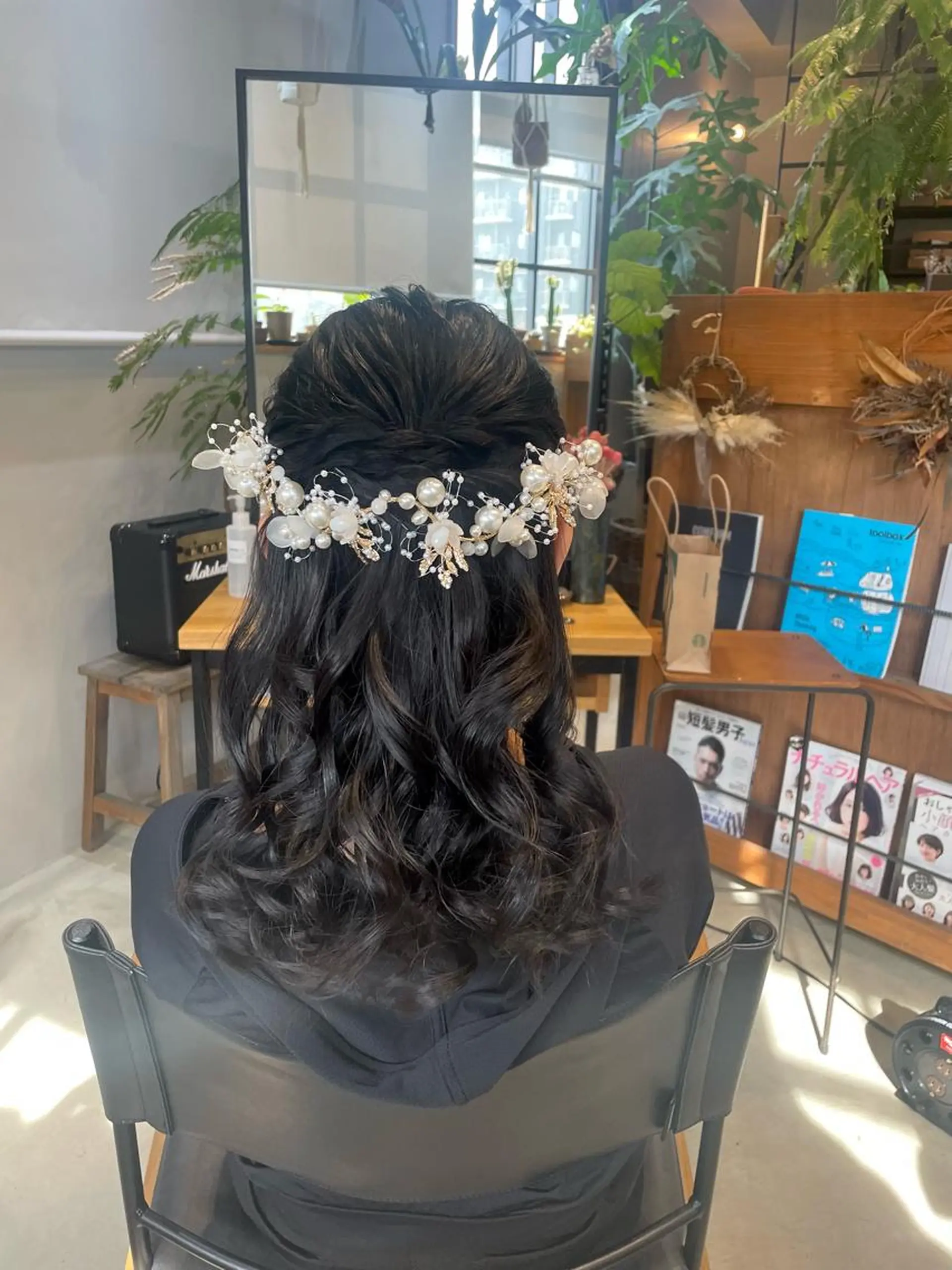 セミロング ヘアセット Loma ミレイのヘアスタイル
