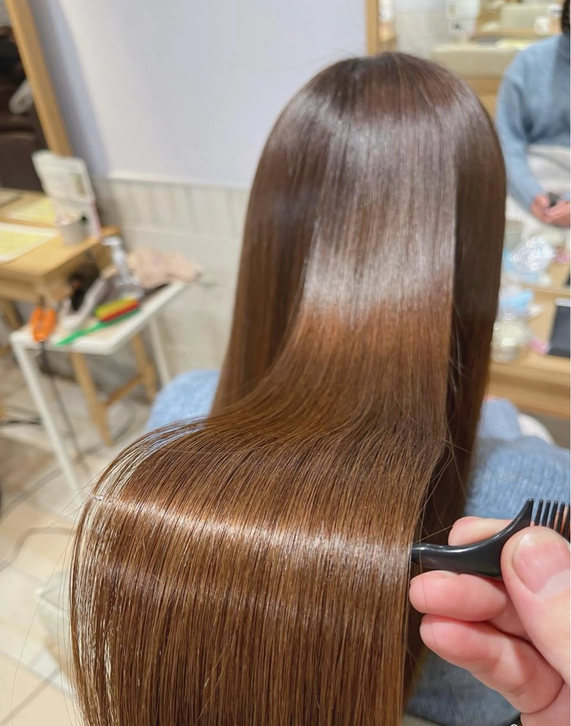 ロング カット 縮毛矯正 馬場智哉 白髪ぼかしハイライトのヘアスタイル