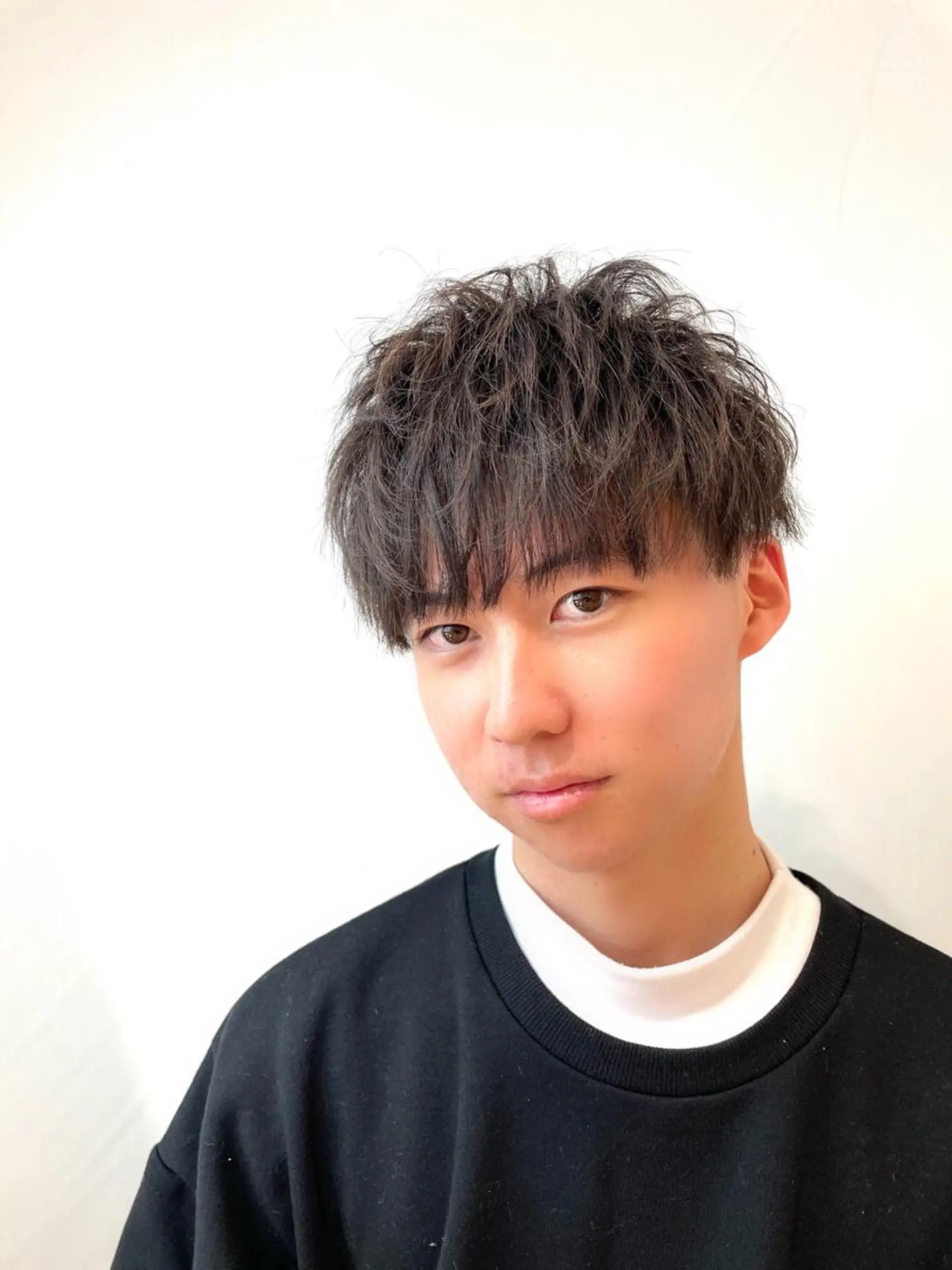 パーマ メンズ マッシュ カット パーマ トリートメント ヘアセット IwAsh中山所属・✂︎メンズバレイ ヤージュ✂︎露木智也のヘアスタイル