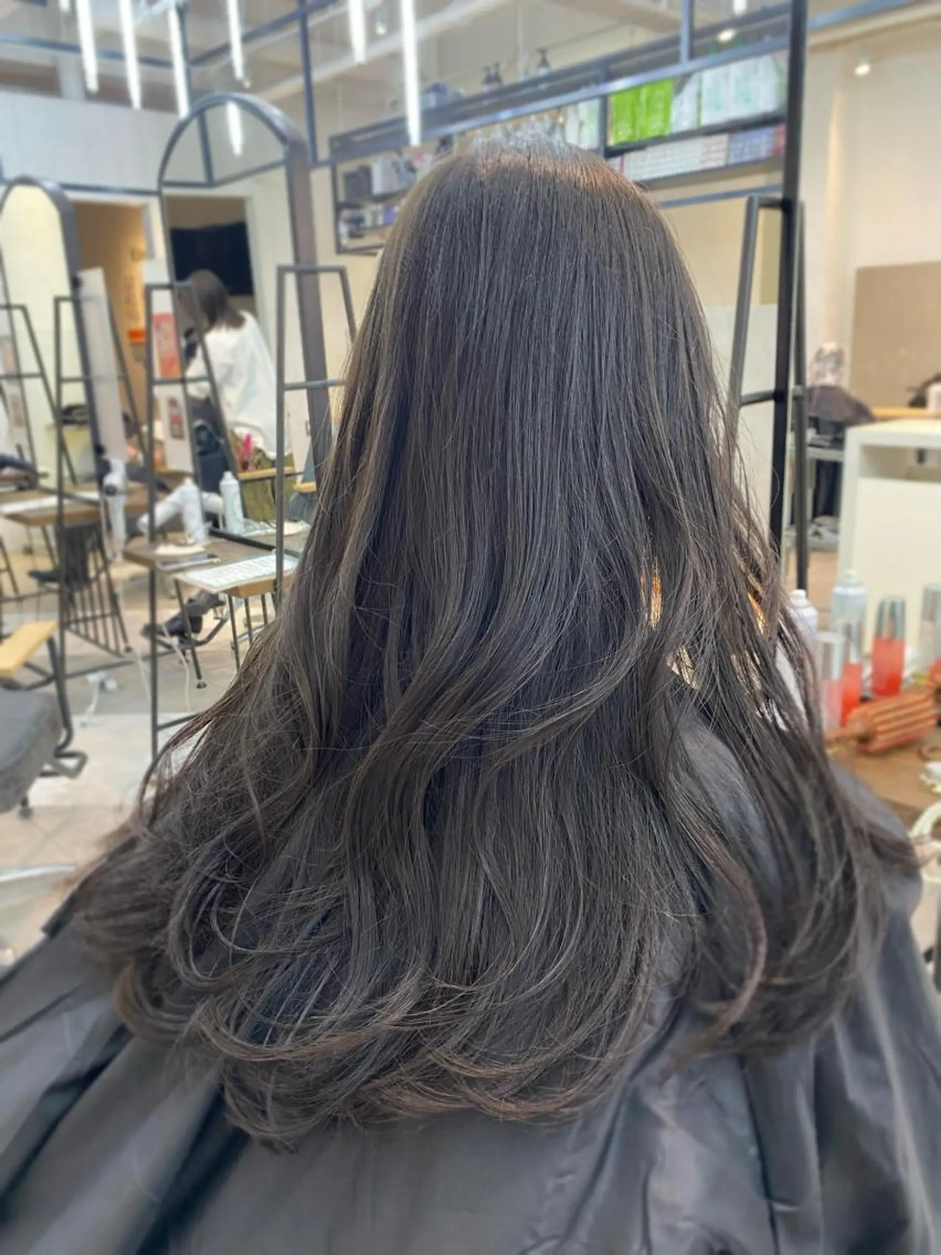 ロング ヘアカラー 🌫️韓国hair kanon🇰🇷のヘアスタイル