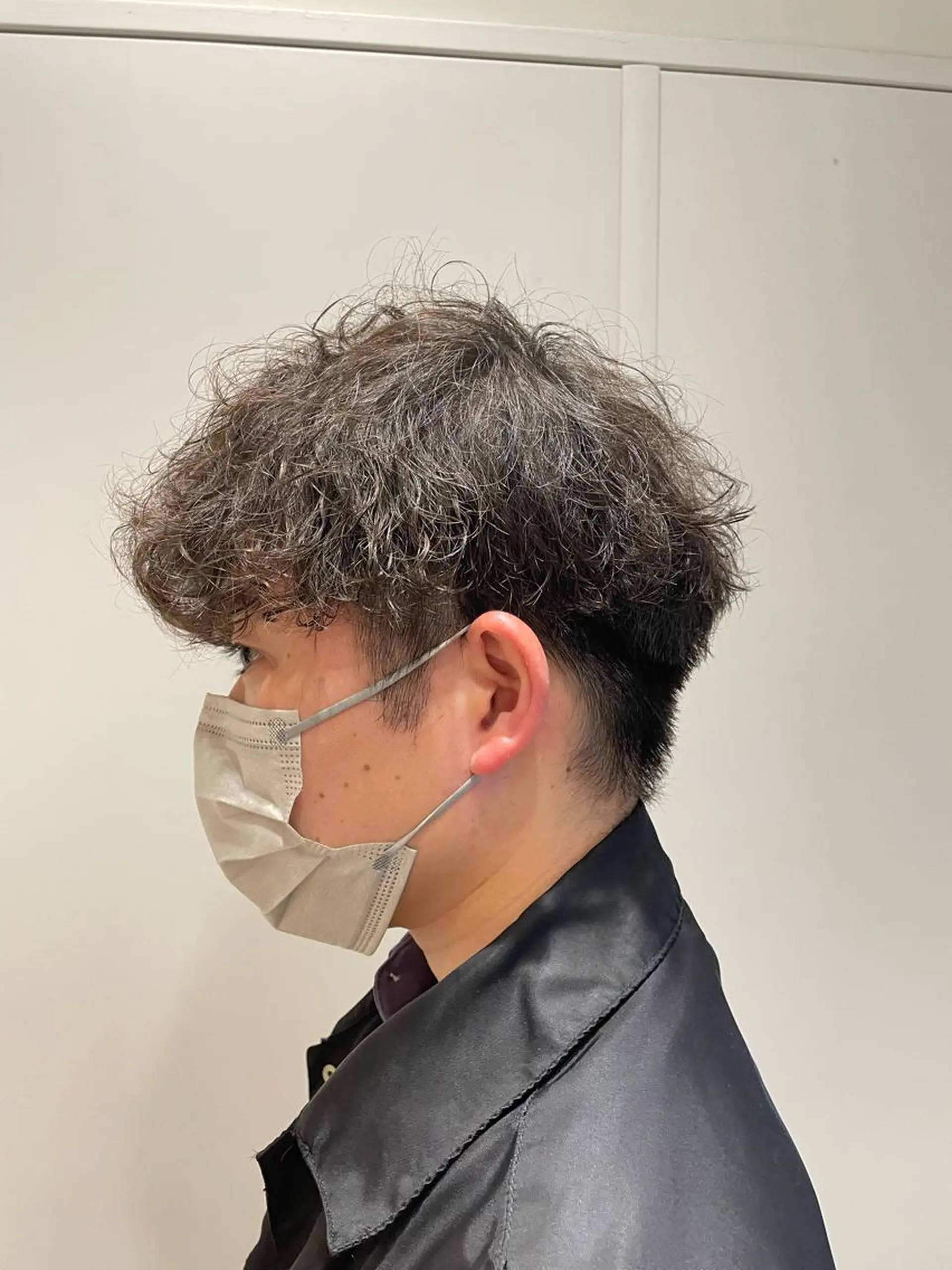ショート カラー パーマ 新宿　副店長 新井彩斗のヘアスタイル