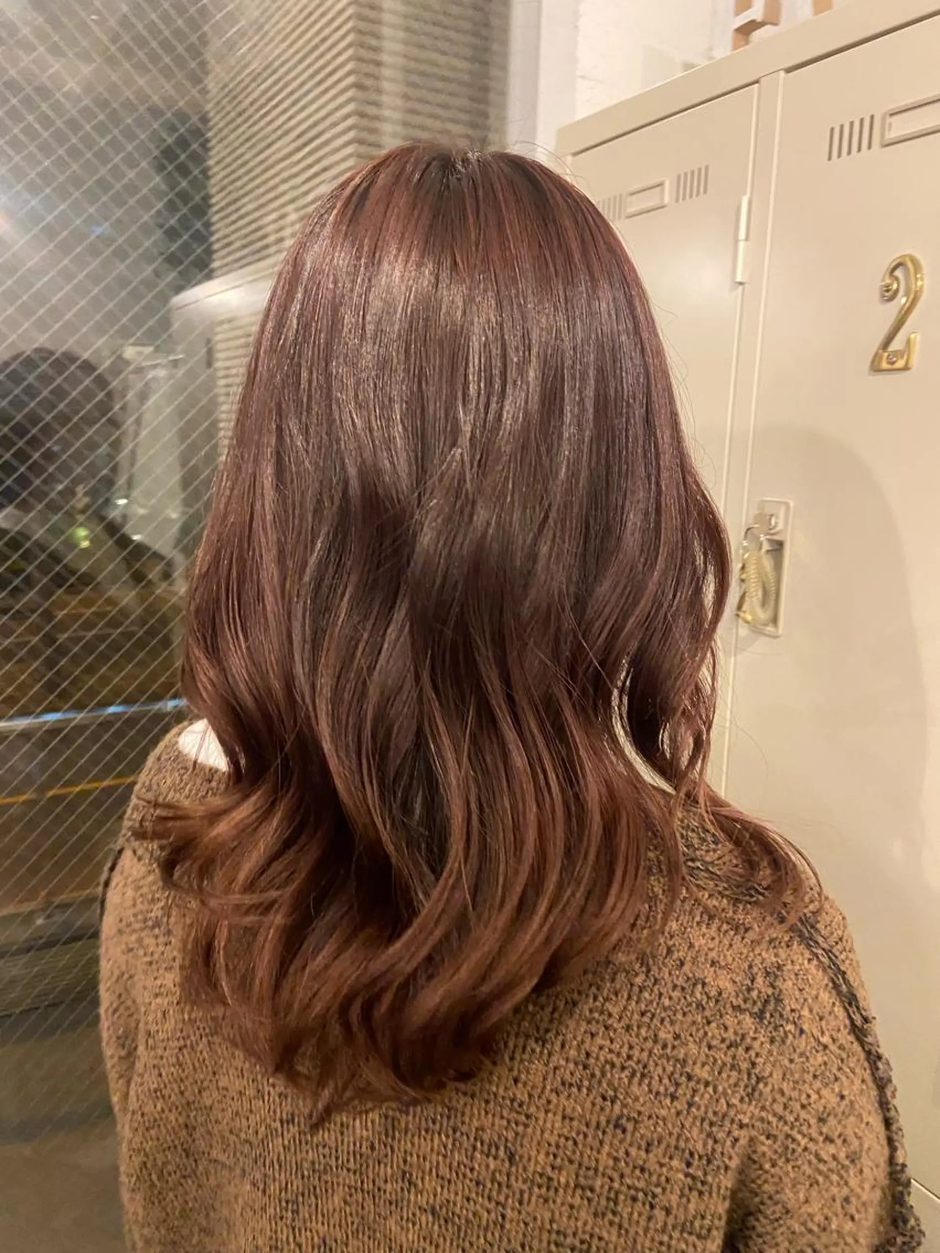 ロング カラー ブラウンカラー ピンクカラー ピンクブラウン スギ リンカのヘアスタイル