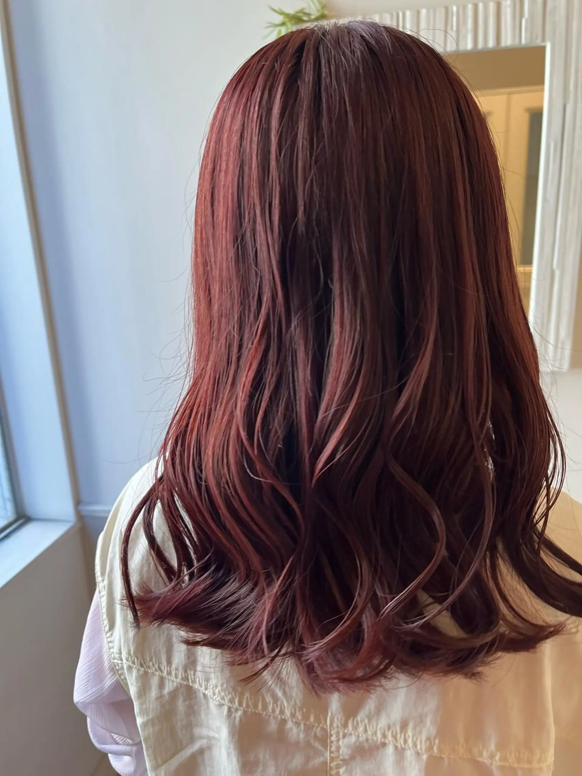 ミディアム SIKI yuuna モテ韓国ヘア☁️のヘアスタイル