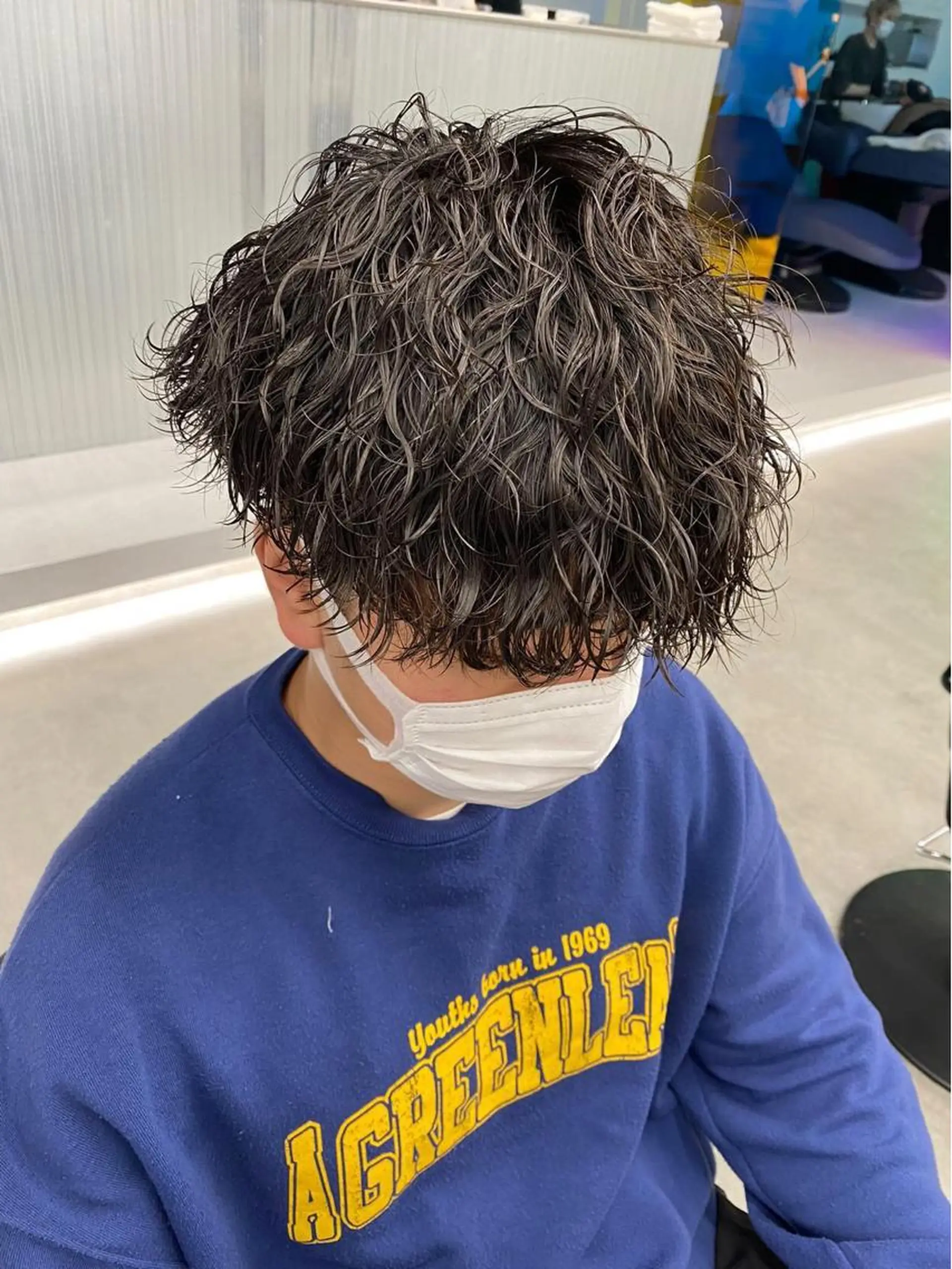 ショート カラー パーマ メンズ カット パーマ ダウンパーマ🇰🇷 毛流れパーマ【かな】のヘアスタイル