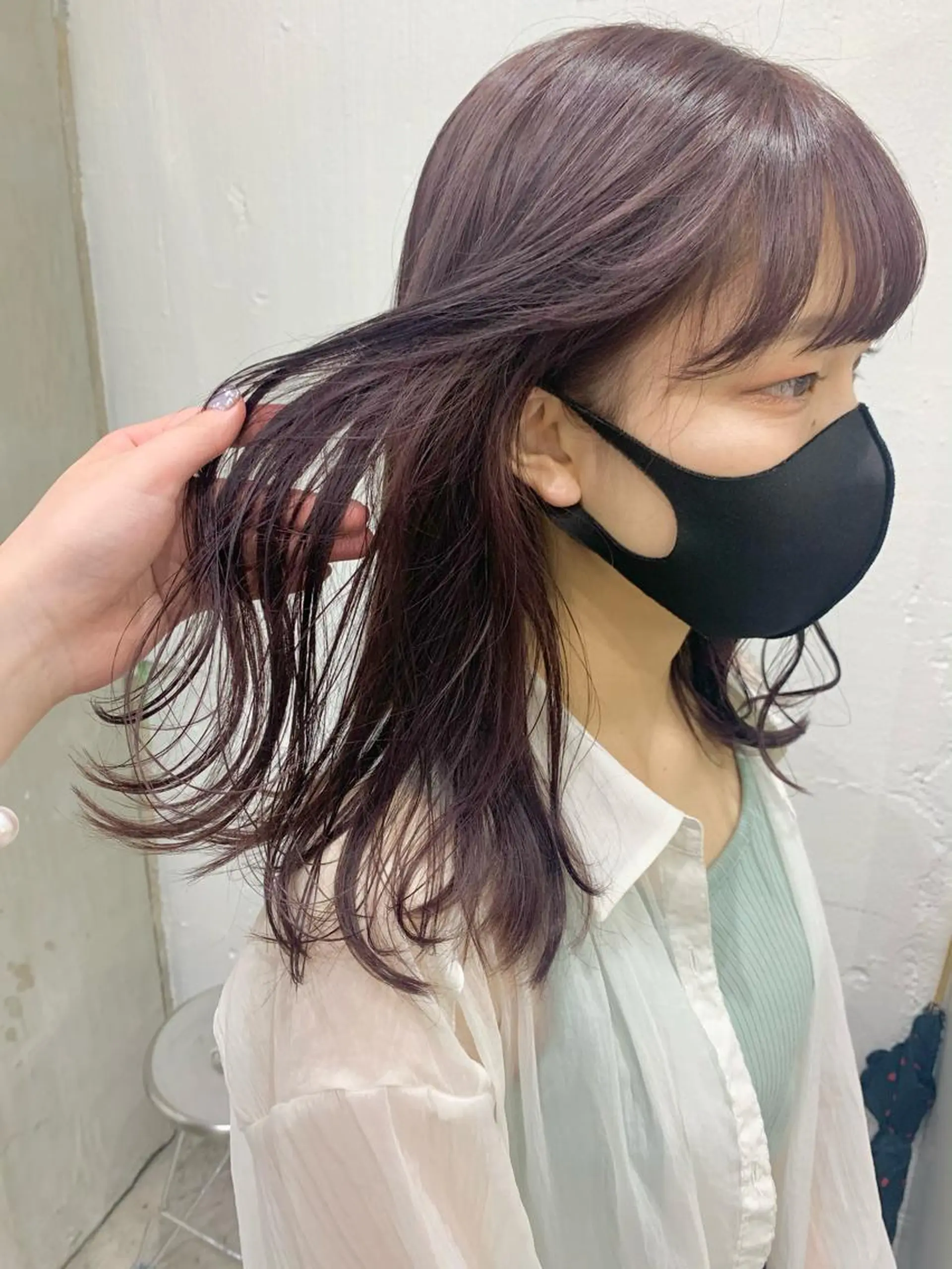 セミロング カラー ヘアアレンジ カット ヘアカラー トリートメント ヘアセット ニュアンスハイトーン 🌙サイダサキのヘアスタイル