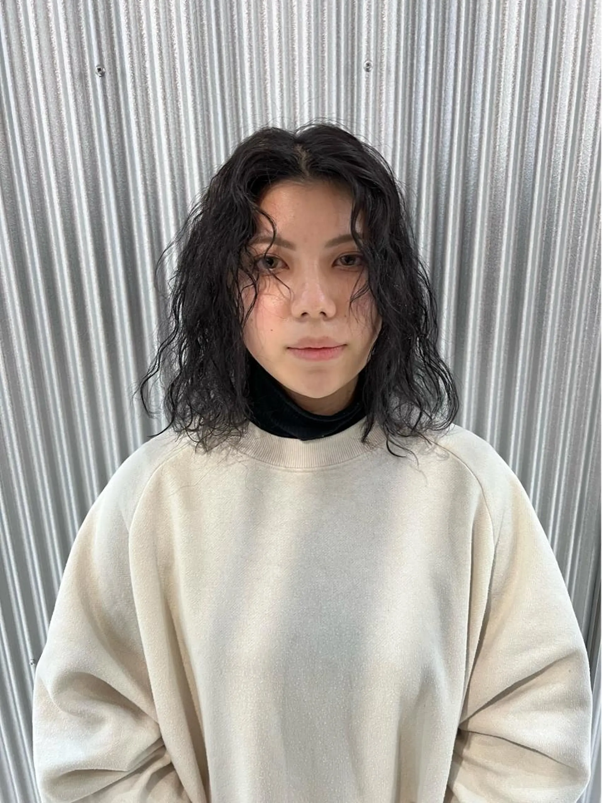 ミディアム カラー パーマ カット ヘアカラー パーマ トリートメント ally hairsalon所属・Emi .のヘアスタイル