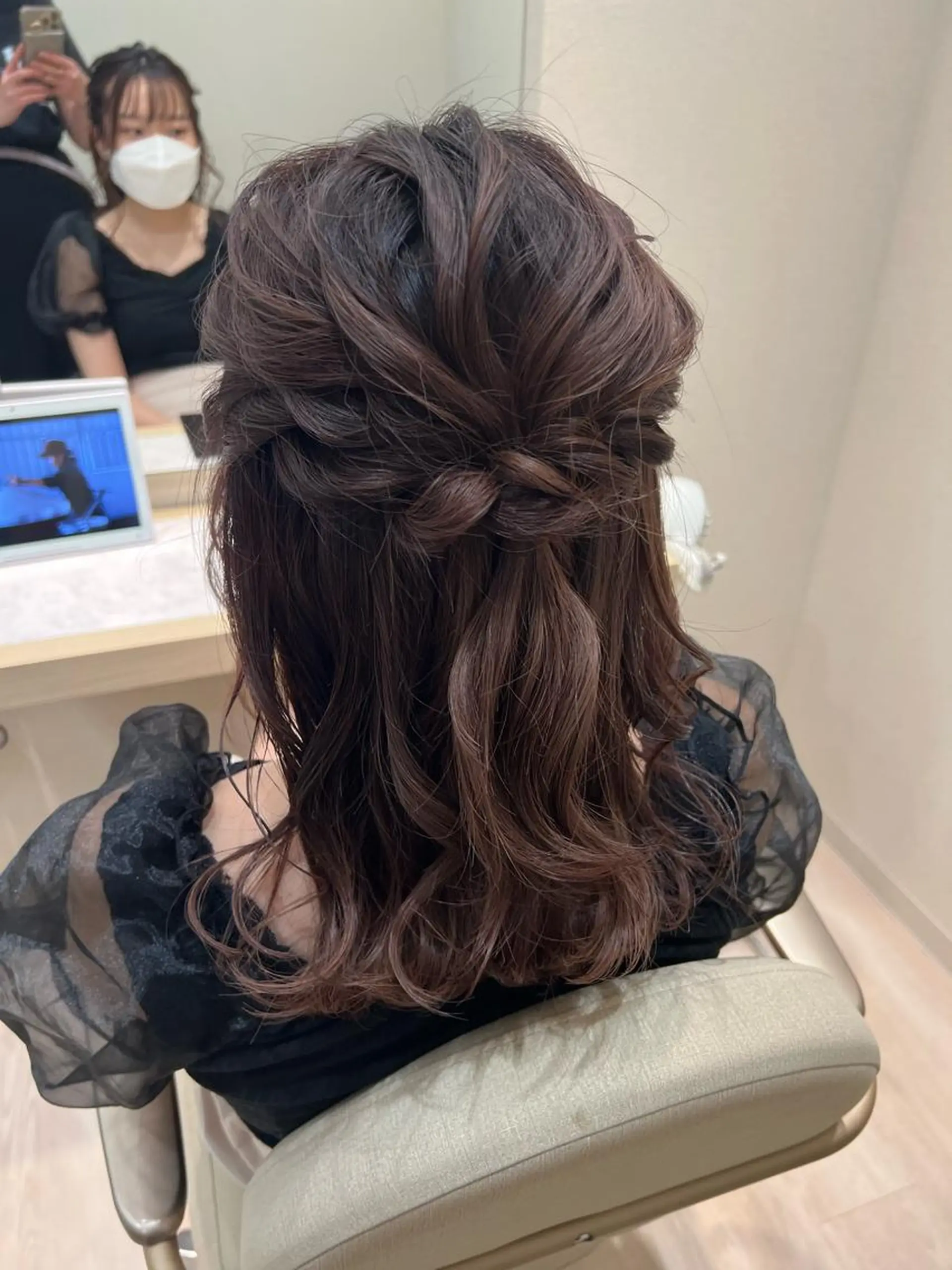 ミディアム ヘアセット mina .のヘアスタイル