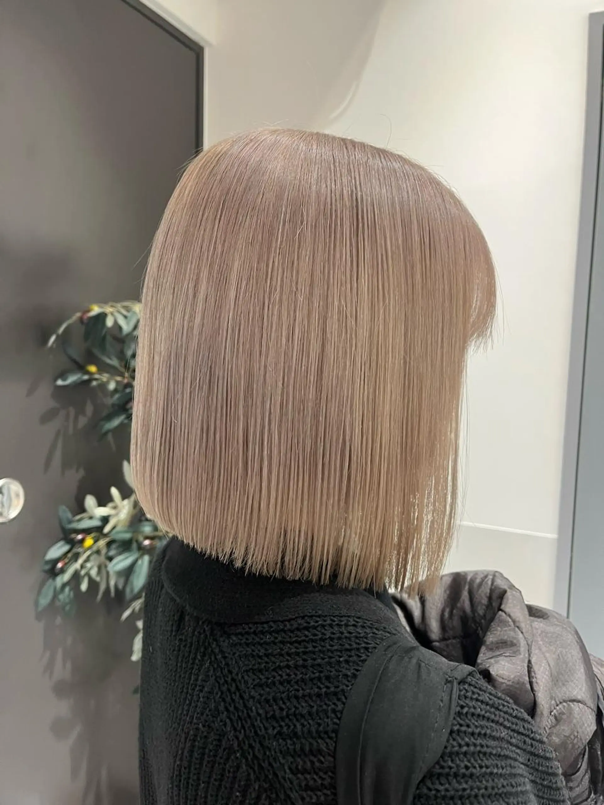 ミディアム カット ヘアカラー トリートメント aoi ♡グレージュ ・ベージュカラーのヘアスタイル