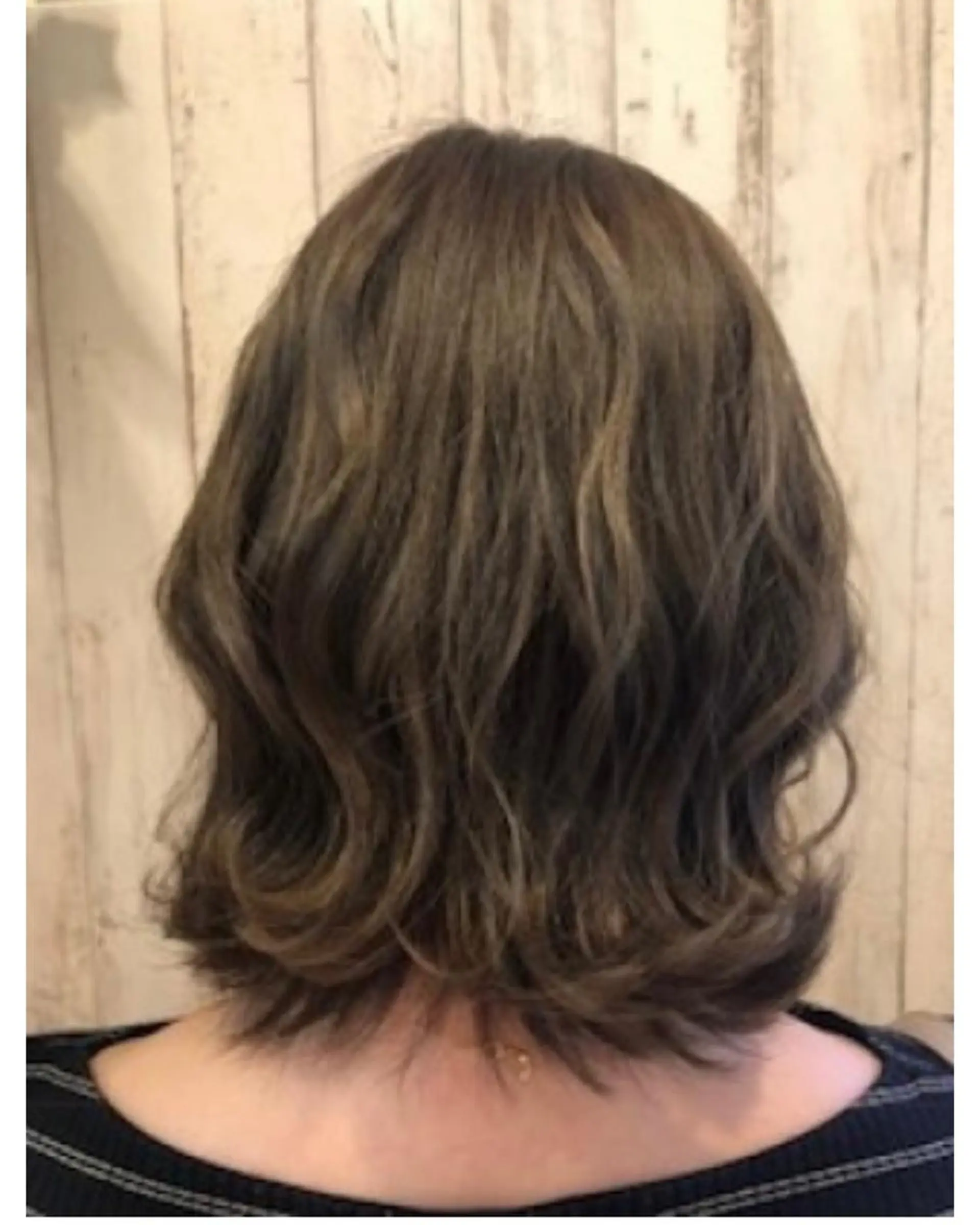 ミディアム カラー カット パーマ 奥谷 美代子のヘアスタイル