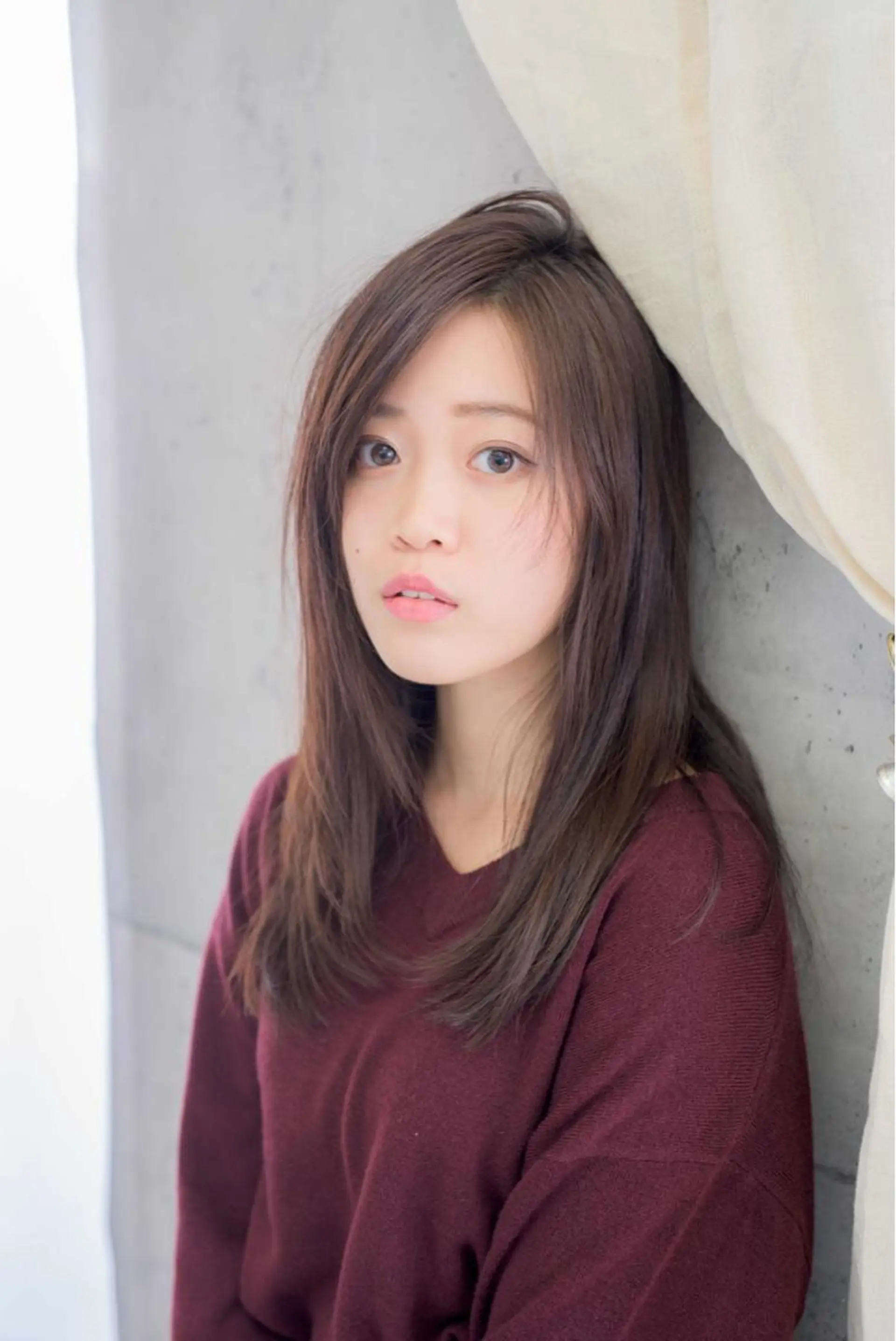 セミロング カット 縮毛矯正 星 沙織のヘアスタイル