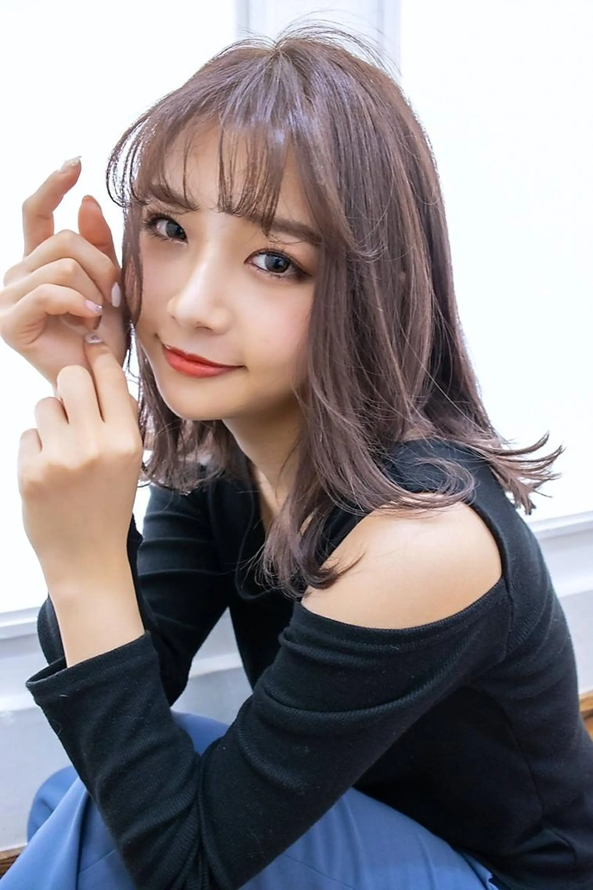 セミロング カラー 透明感カラー 顔周りカット レイヤーカット シースルーバング ANGELICA JR奈良店のヘアスタイル